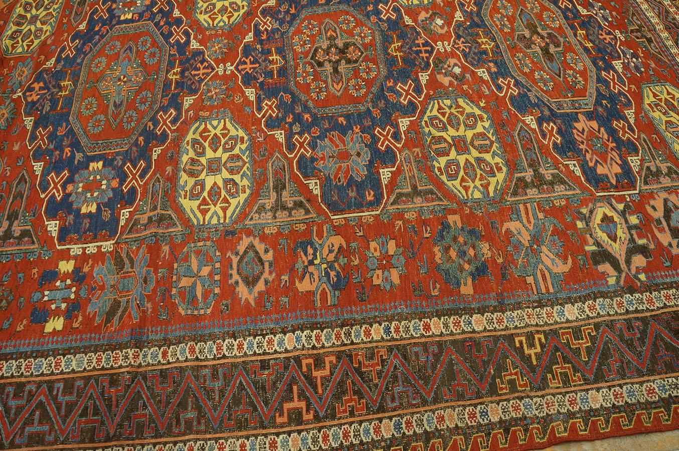 Late 19th Century Caucasian Soumak Flat-weave Carpet (7'6'' x 9 - 228 x 274 cm) For Sale 9