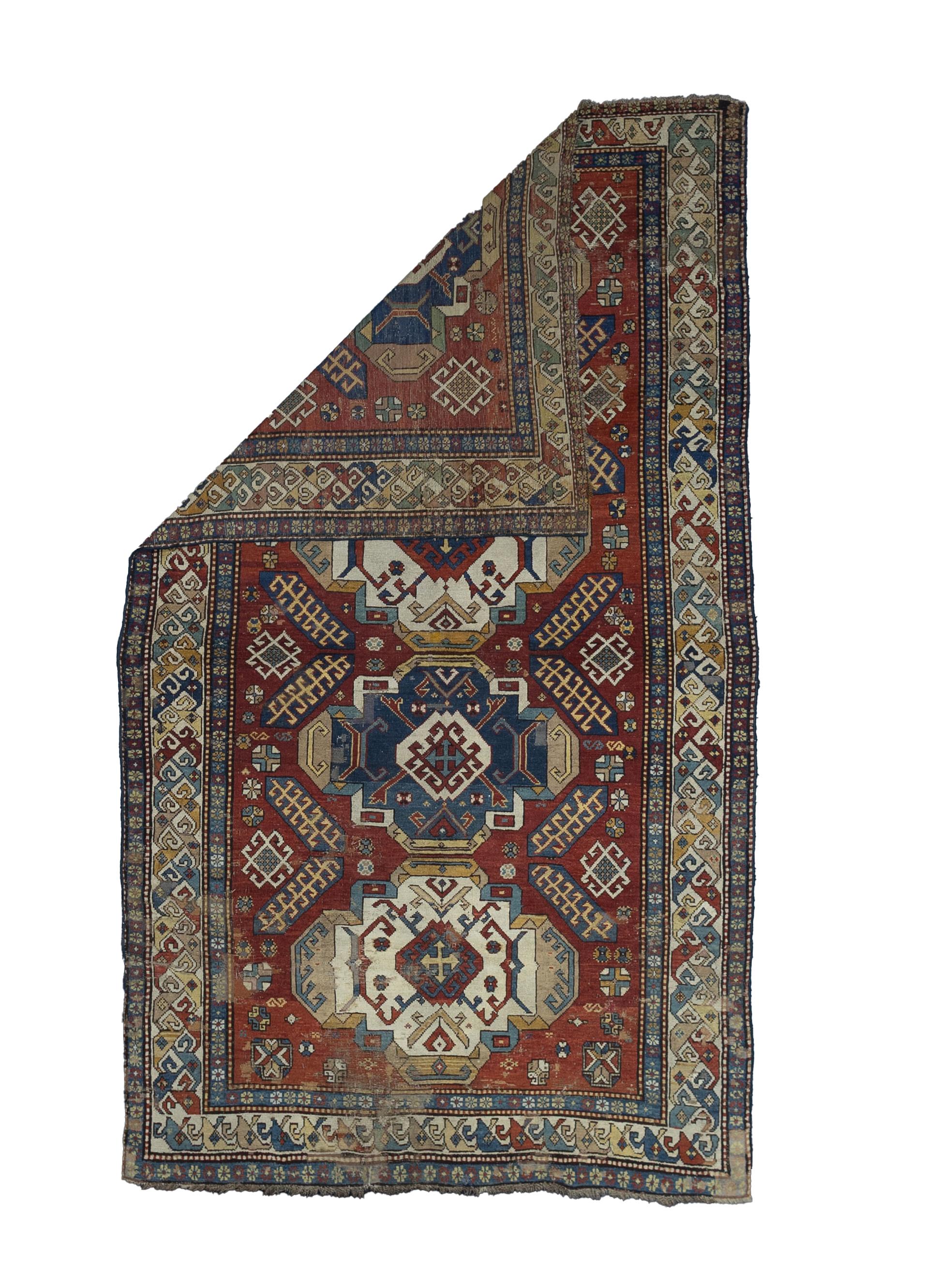 Antiker kaukasischer Sumak-Teppich 5'8