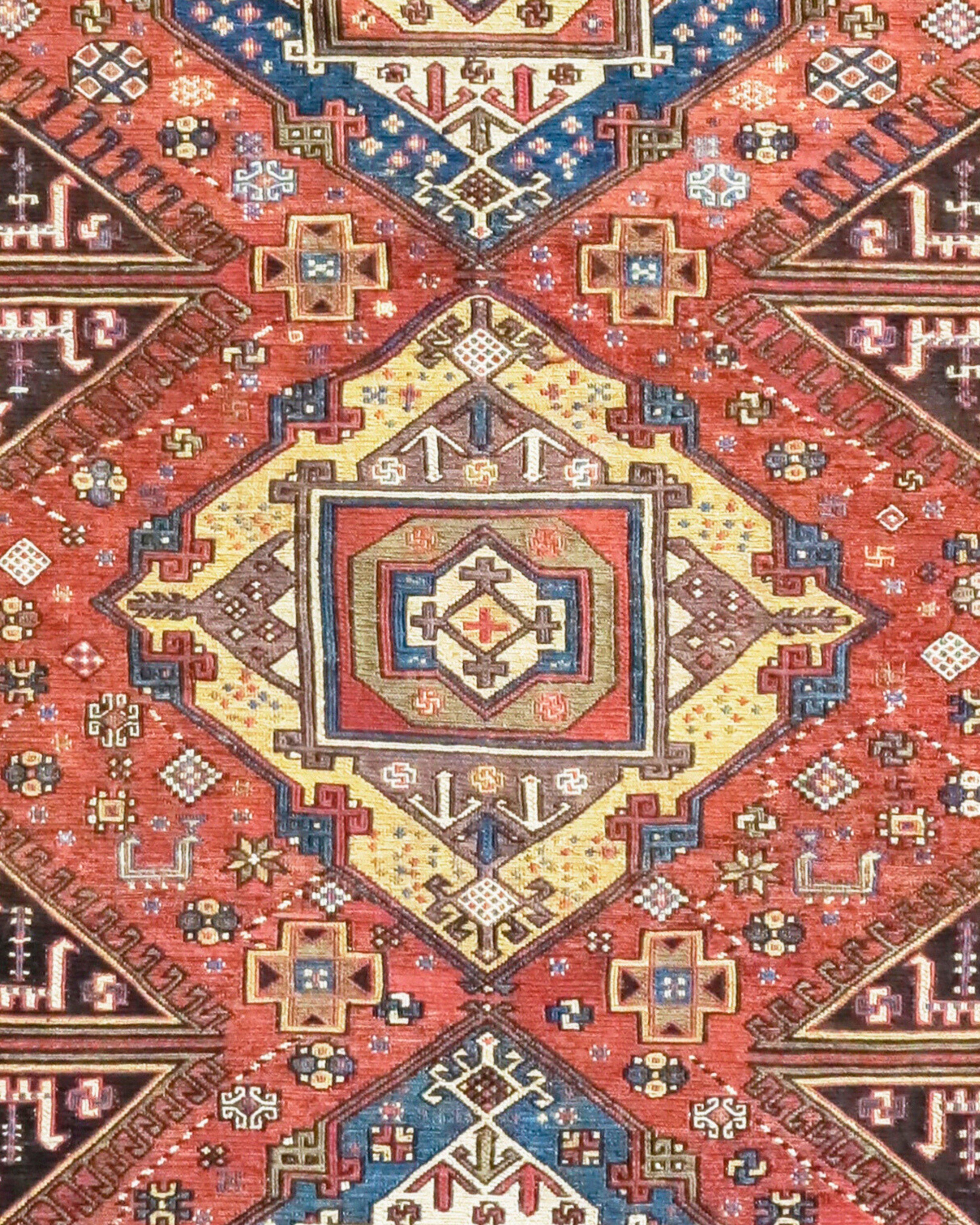 Antique Sumak du Caucase, fin du 19ème siècle

Informations supplémentaires :
Dimensions : 5'4