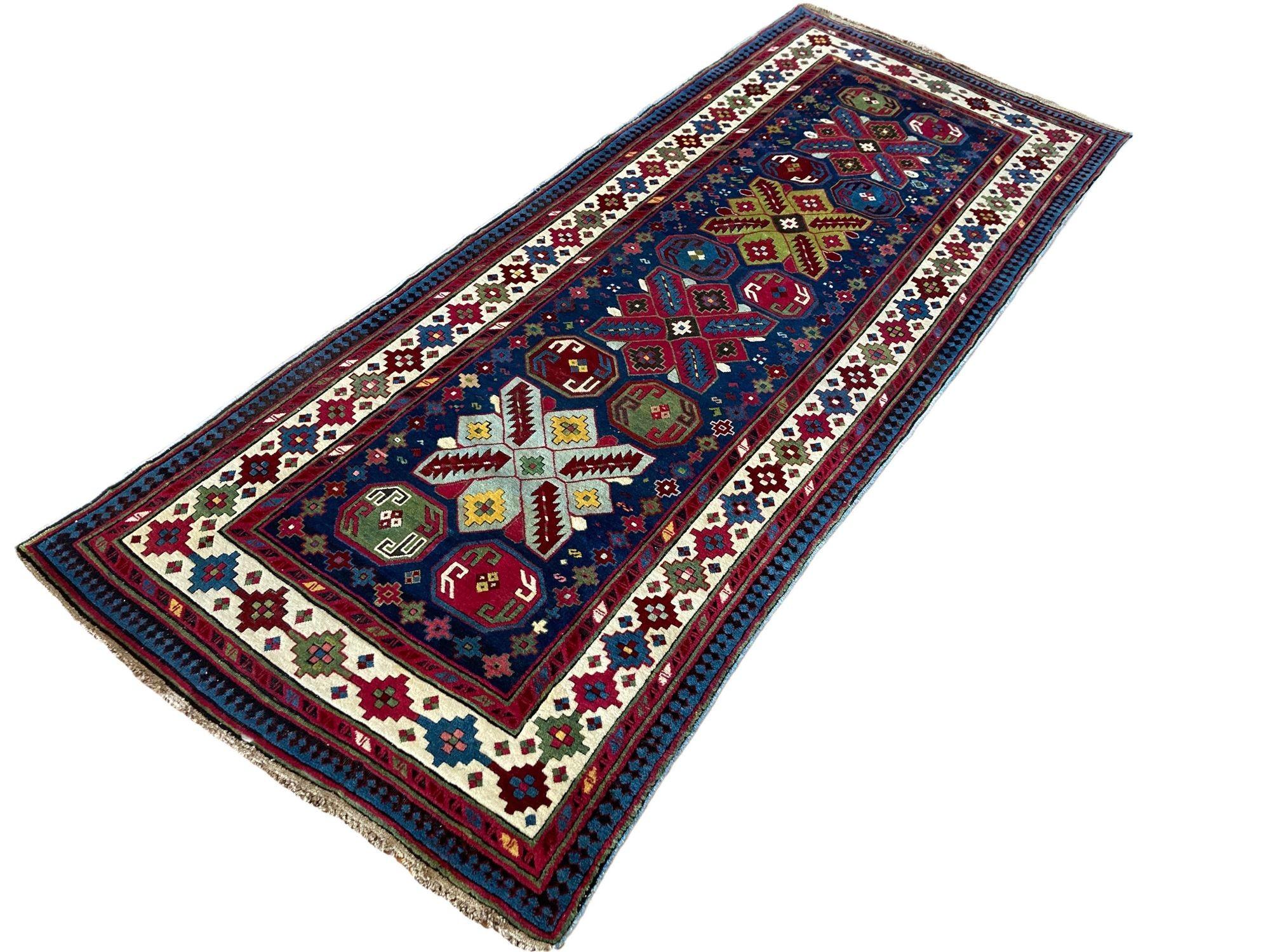 Tapis ancien caucasien Talish 2.97m X 1.22m Bon état - En vente à St. Albans, GB