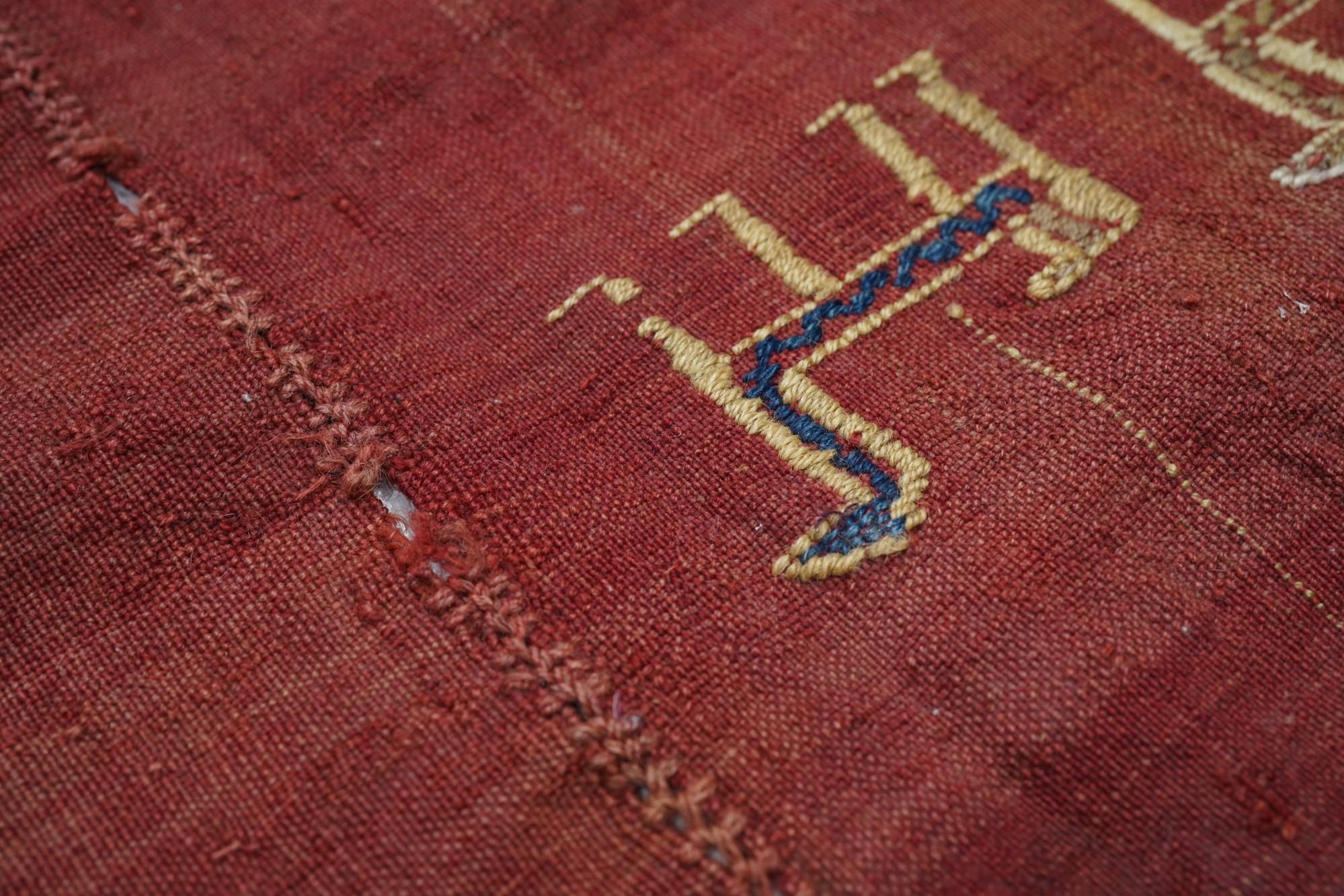 Tappeto antico Caucaso Verheh Kilim 5'4'' x 6'11'' in vendita 3