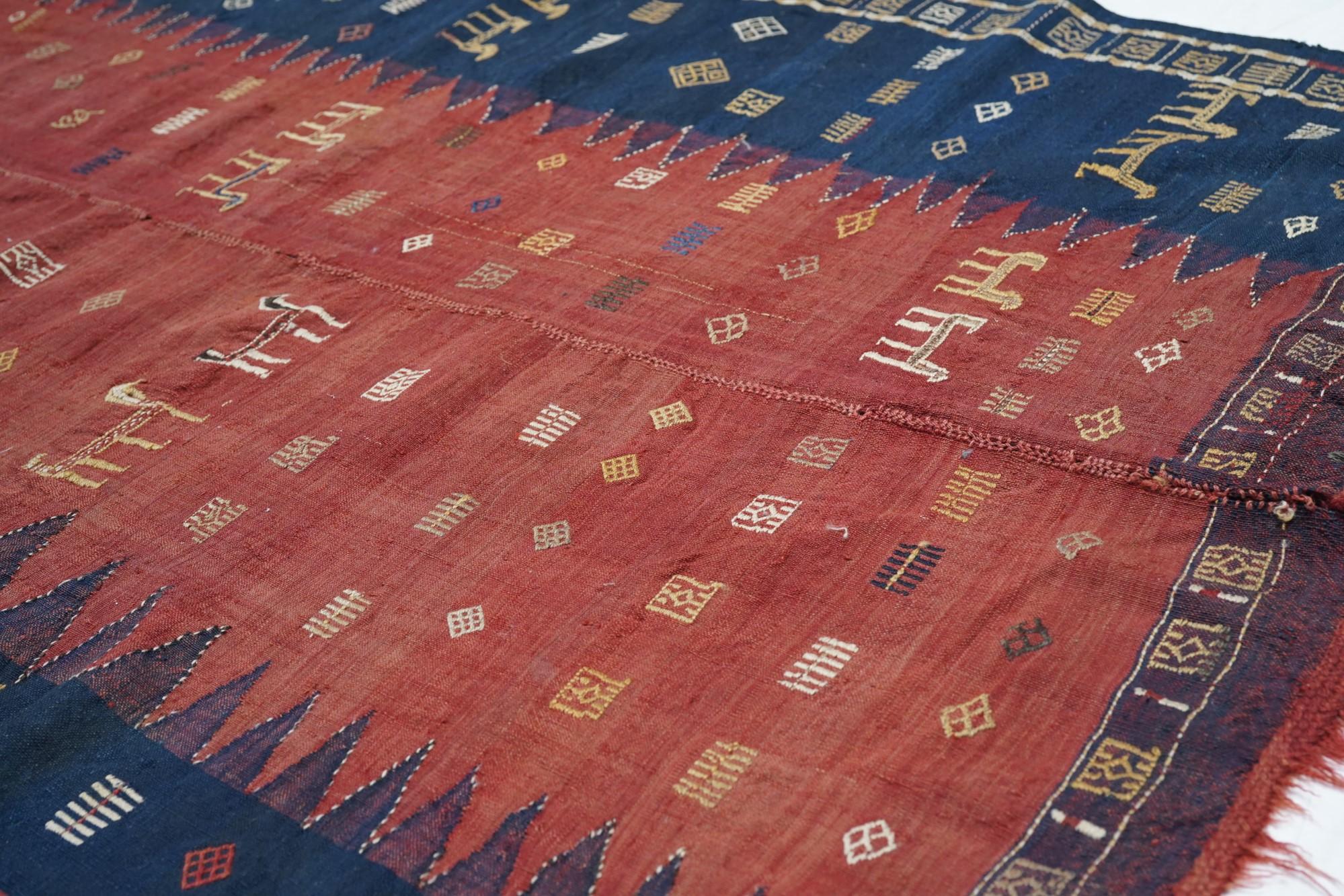 Tappeto antico Caucaso Verheh Kilim 5'4'' x 6'11'' In condizioni buone in vendita a New York, NY