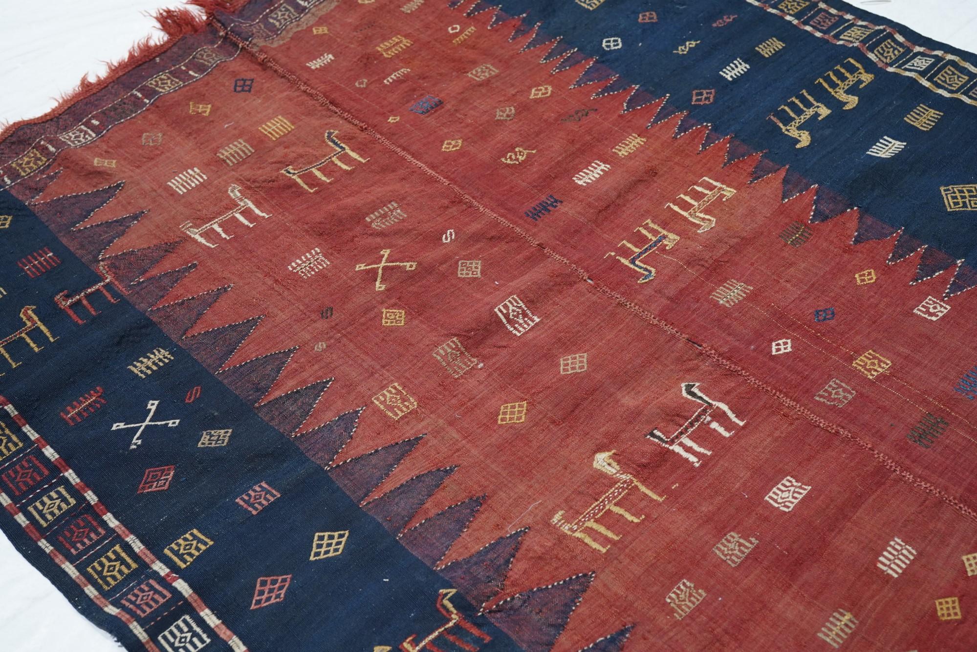 XX secolo Tappeto antico Caucaso Verheh Kilim 5'4'' x 6'11'' in vendita