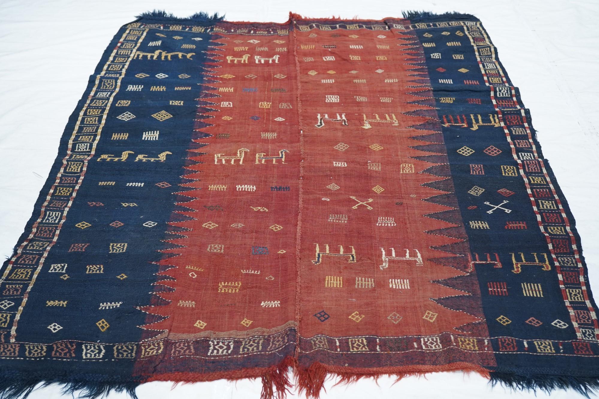Tappeto antico Caucaso Verheh Kilim 5'4'' x 6'11'' in vendita 1