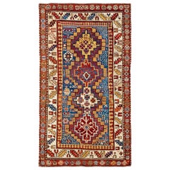 Kaukasischer Schirwan-Teppich aus dem späten 19. Jahrhundert ( 3'6" x 6' - 107 x 183 )