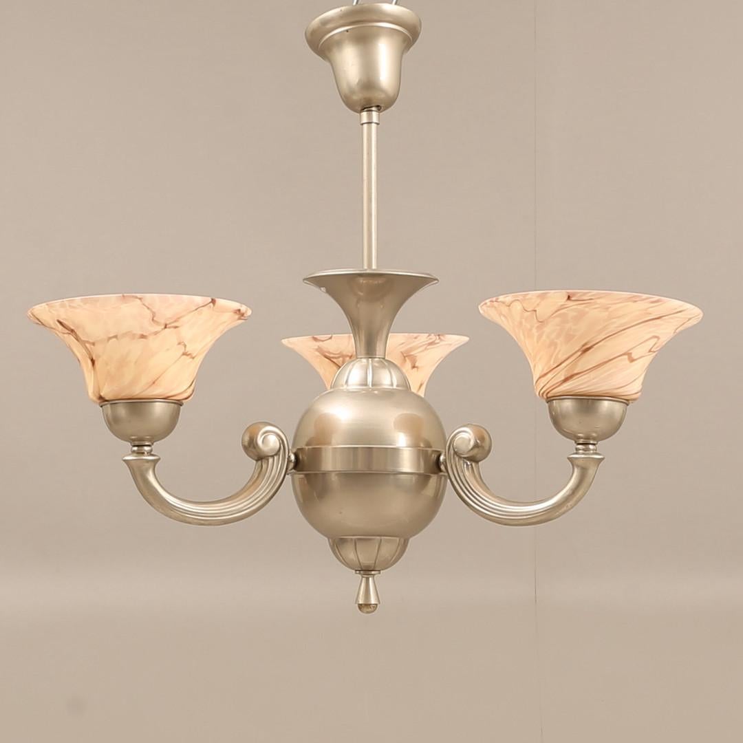 Antique CEILING LAMP Silver Pendant Light Hollywood Regency Chandelier Pink Cups In Excellent Condition For Sale In Hampshire, GB