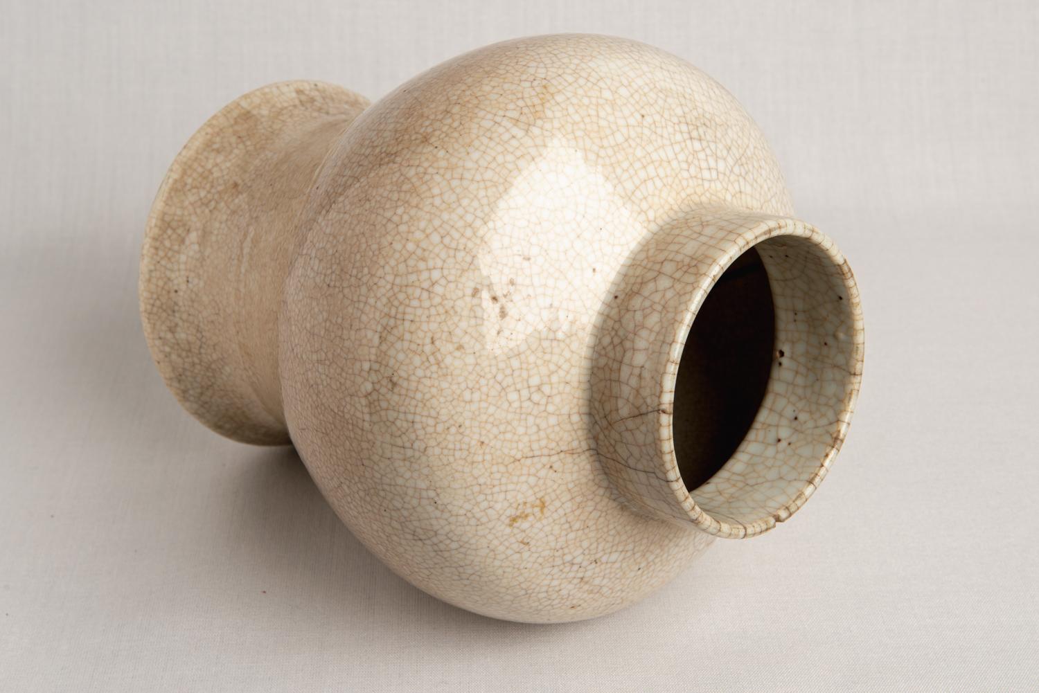 Archaistic Celadon Crakle Glaze Chinese Vase For Sale