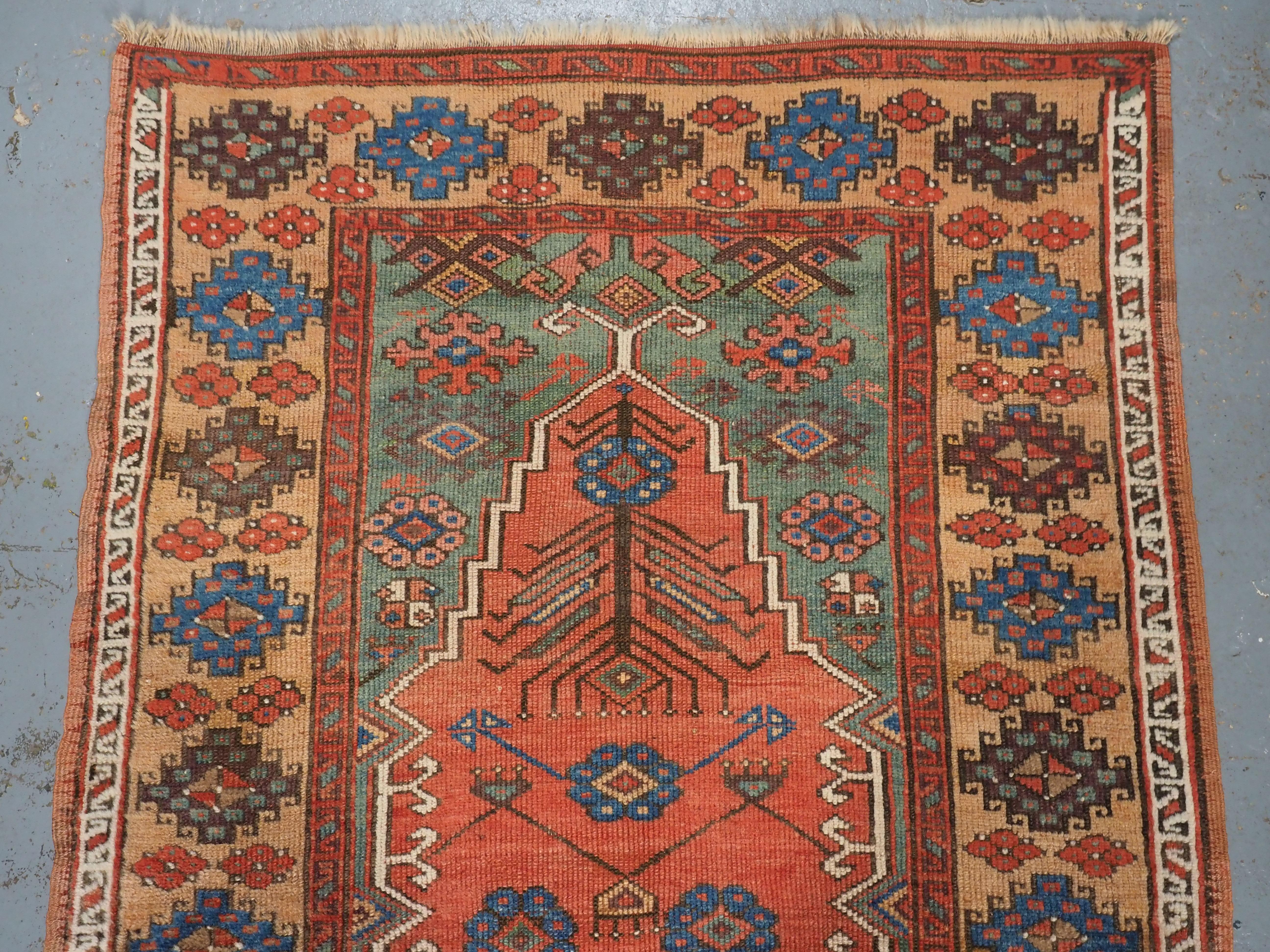 Antiker Mittel Anatolischer Konya-Dörfer- Gebetsteppich aus der Region Konya.  Circa 1850. (Asiatisch) im Angebot