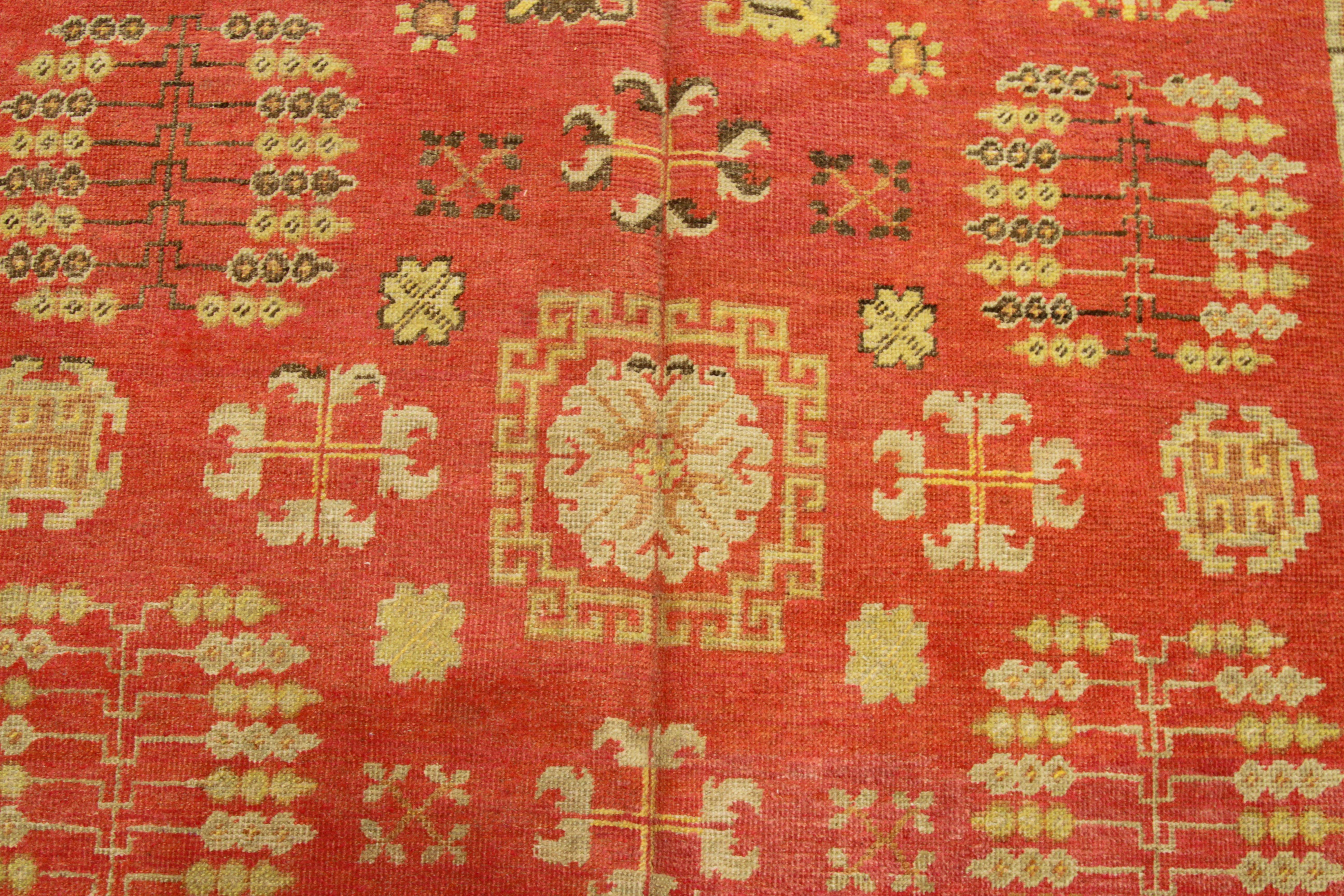 Antique Central Asian Rug Khotan Design with Unique Oriental Patterns circa 1920 For Sale 1