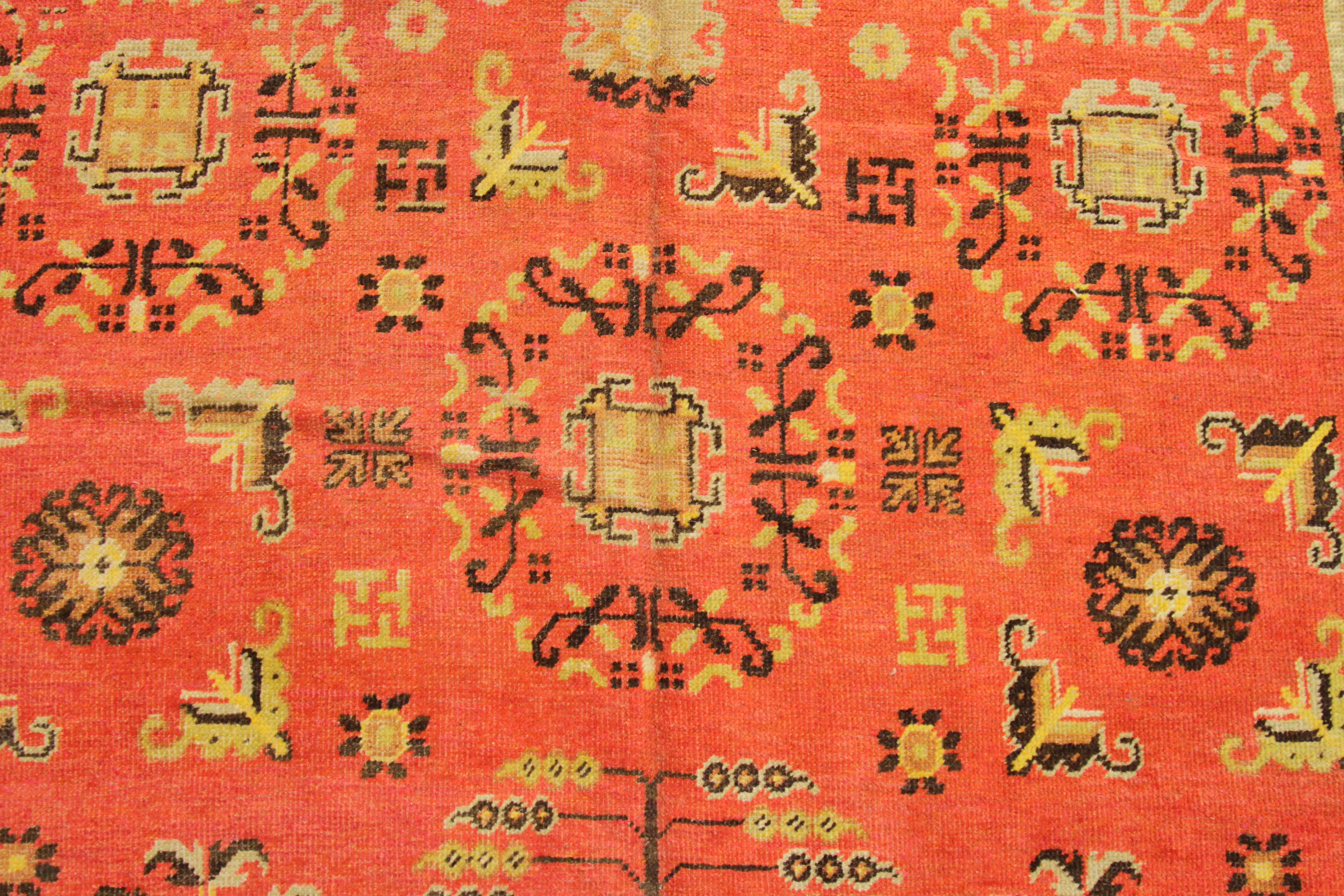 Antique Central Asian Rug Khotan Design with Unique Oriental Patterns circa 1920 For Sale 2