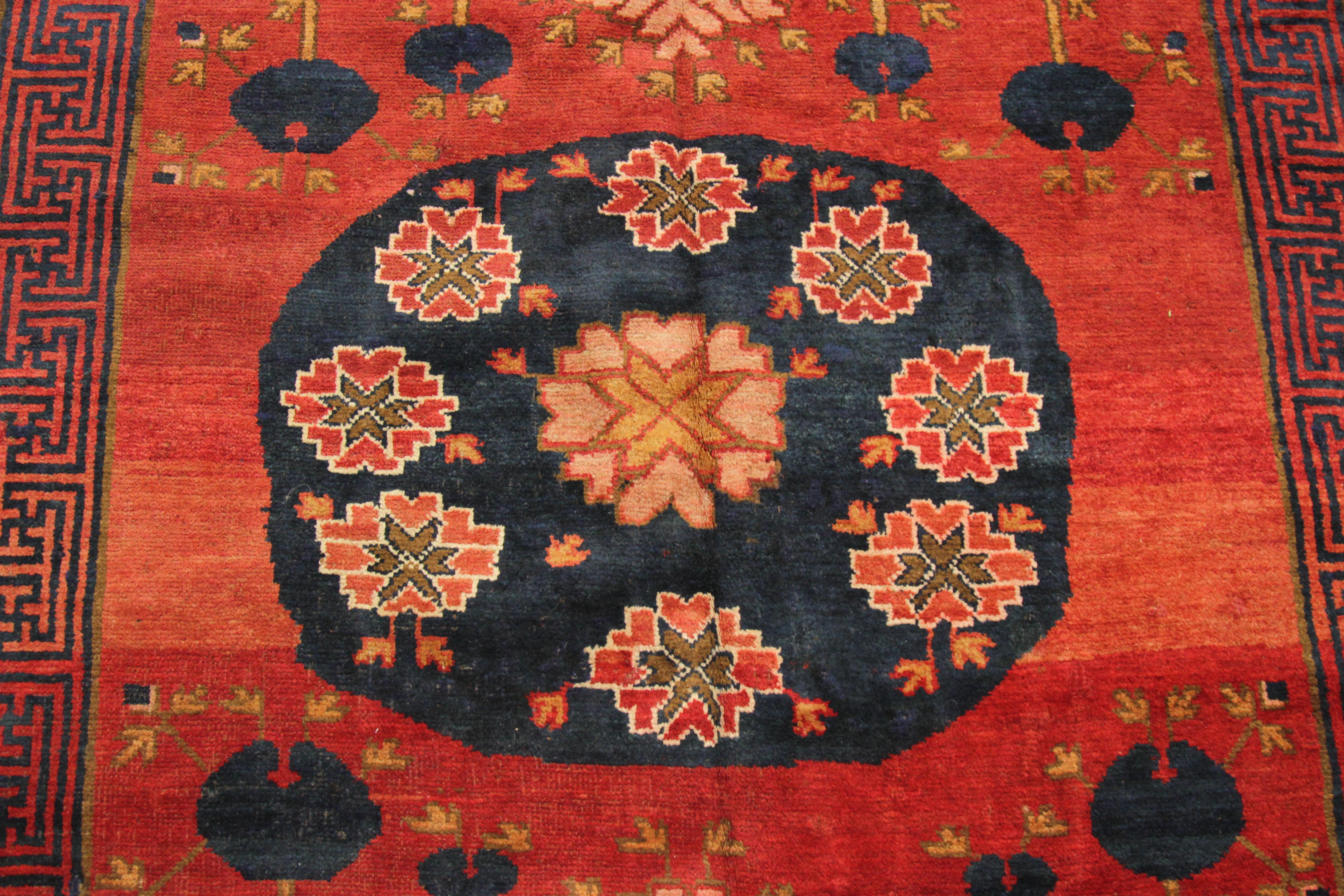 Antique Central Asian Rug Khoy Style with Lotus in Red Pond Details, circa 1980s In Excellent Condition For Sale In Dallas, TX