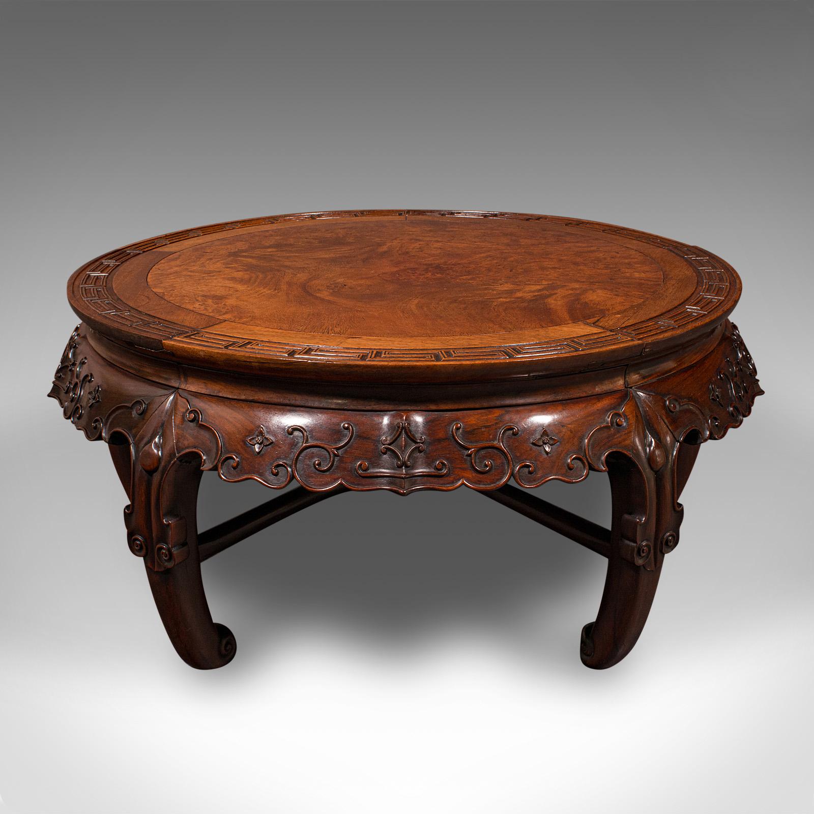 Antiker Mittel-Couchtisch, chinesisch, Wurzelnussholz, niedrig, frühes 20. Jahrhundert, 1920 (Moderne der Mitte des Jahrhunderts) im Angebot