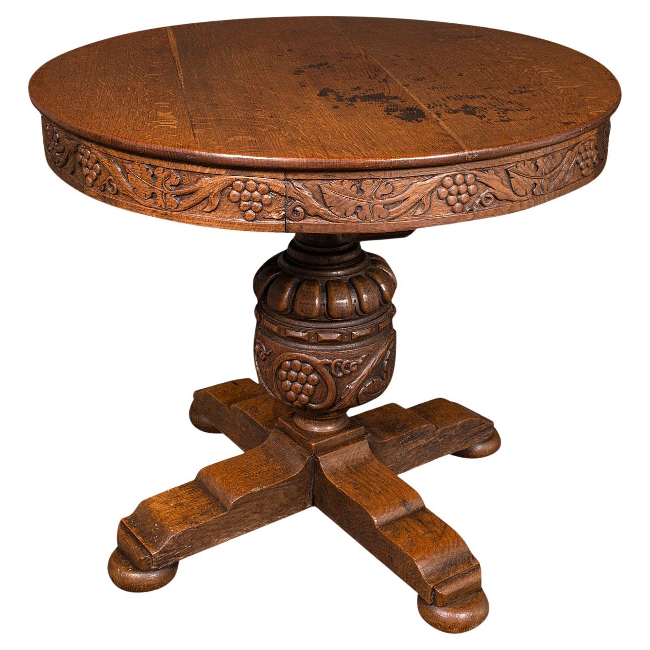 Table centrale ancienne anglaise, chêne sculpté, néo-gothique, victorienne, vers 1890