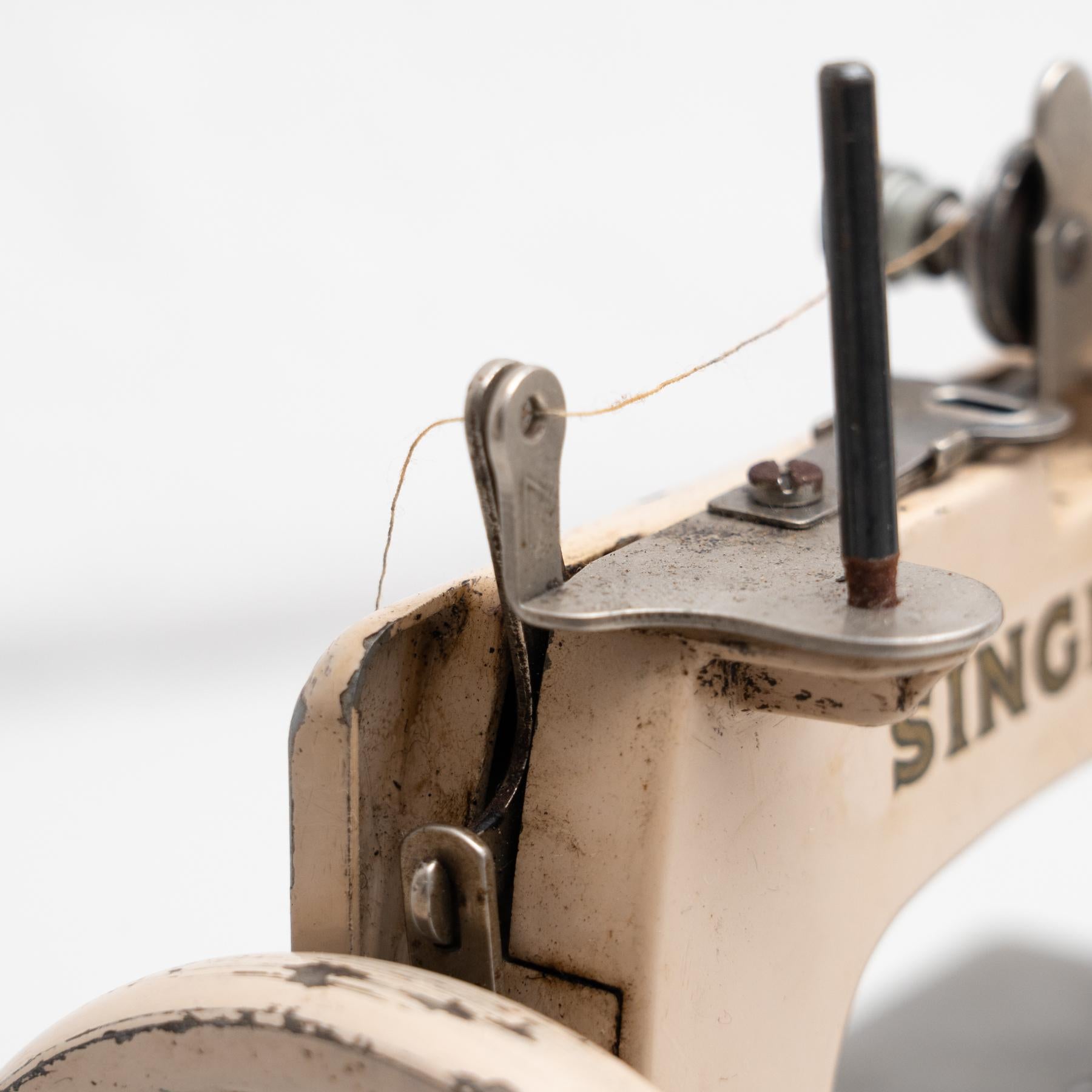 Antique Century Traditional Toy Singer Sewing Machine Reproduction, circa 1950 For Sale 7