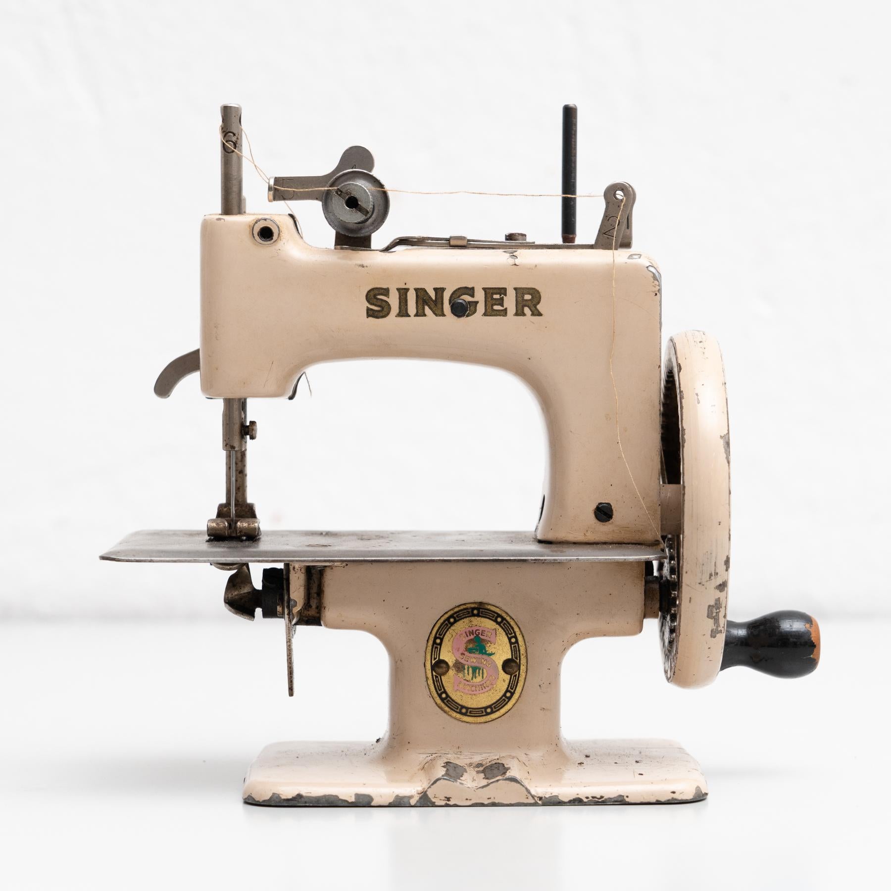 Mid-20th Century Antique Century Traditional Toy Singer Sewing Machine Reproduction, circa 1950 For Sale
