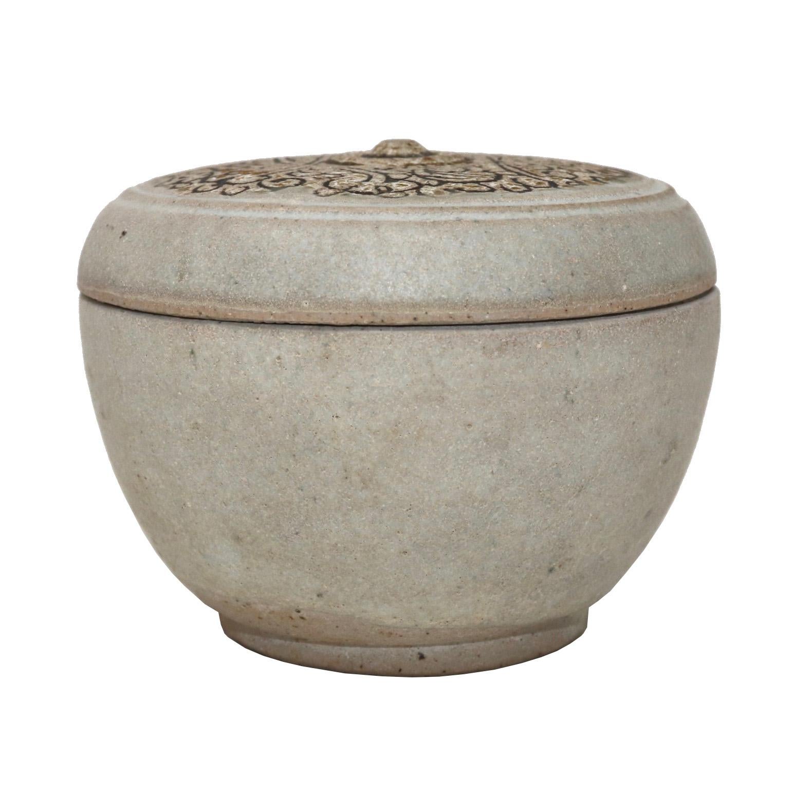 Tribal Antique ceramic box with cover from the Sawankhalok kilns, Thailand For Sale