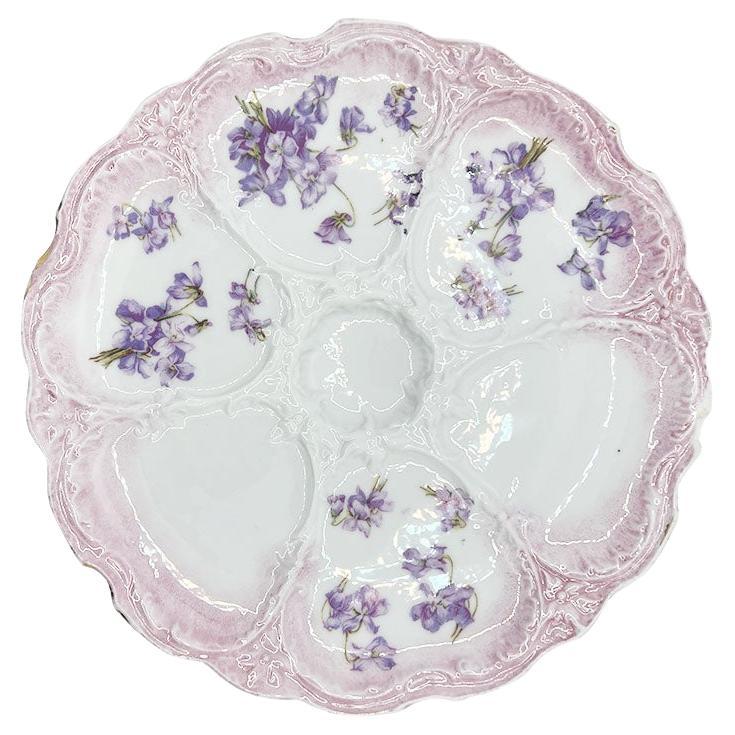 Plato de Cerámica Antigua con Motivo Floral Rosa y Violeta Lavanda