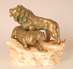Antique Ceramic Sculpture Lions Animal Signed Viennese Porcelain Group Gold Beig