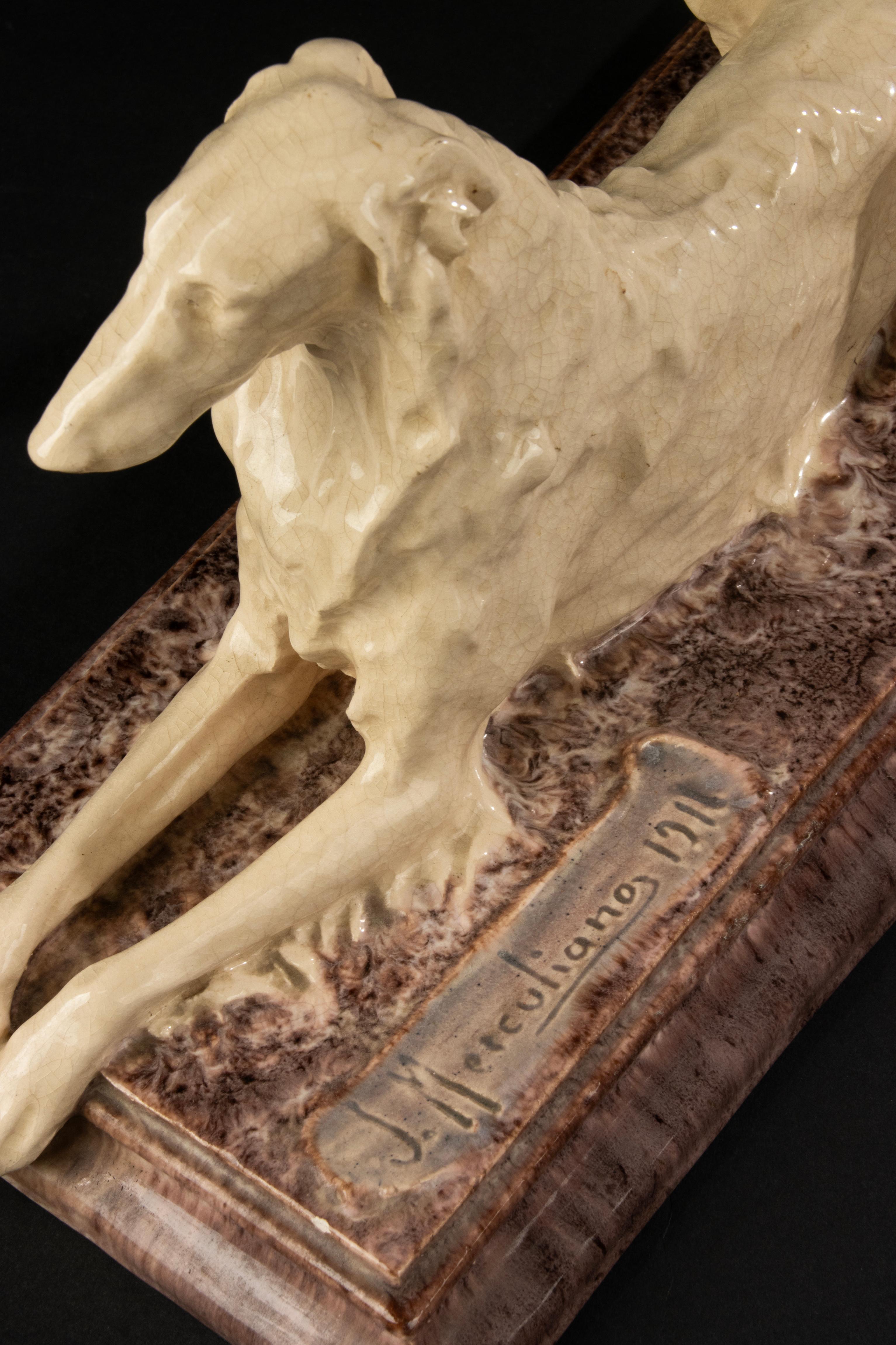 Escultura de cerámica antigua de un perro Borzoi - Jacques Merculiano en venta 7