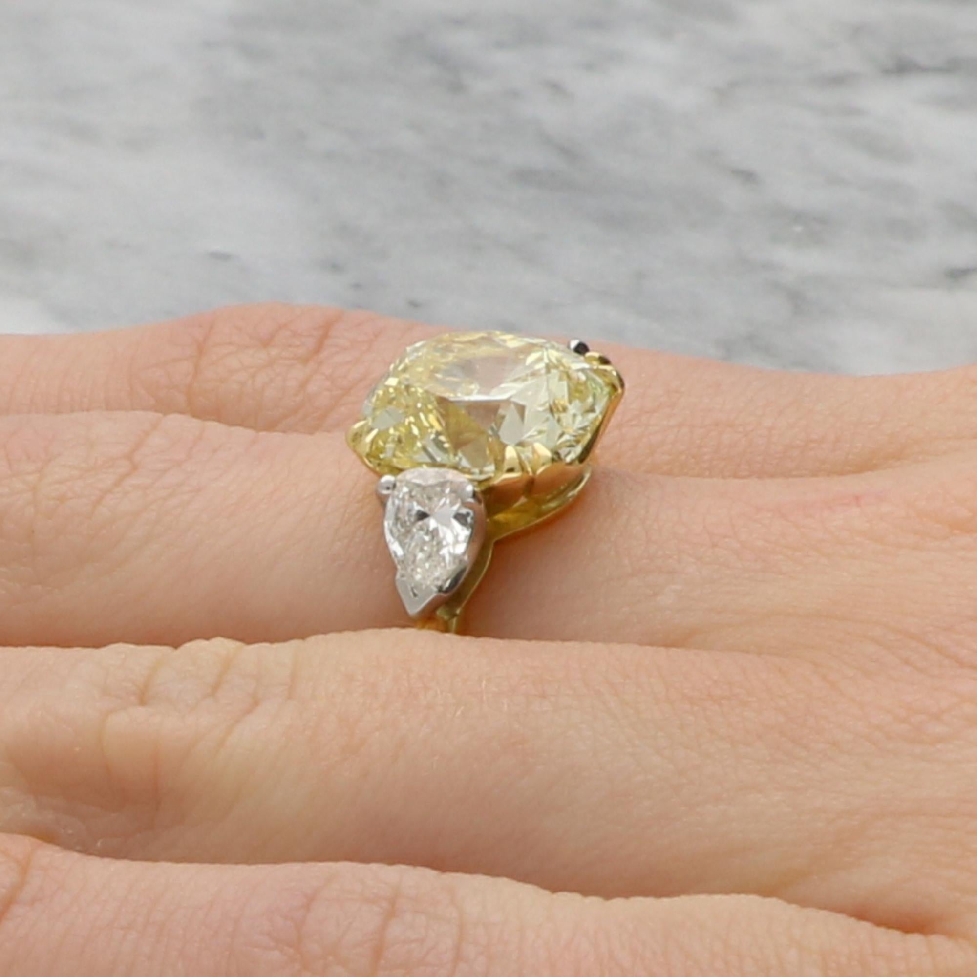 Antique Certified 4.97ct Fancy Light Yellow Old Cushion Cut Diamond Ring For Sale 1
