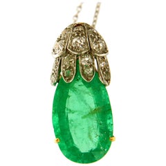 Antique Certified Colombian Emerald 
Diamonds 18k Gold Pendant