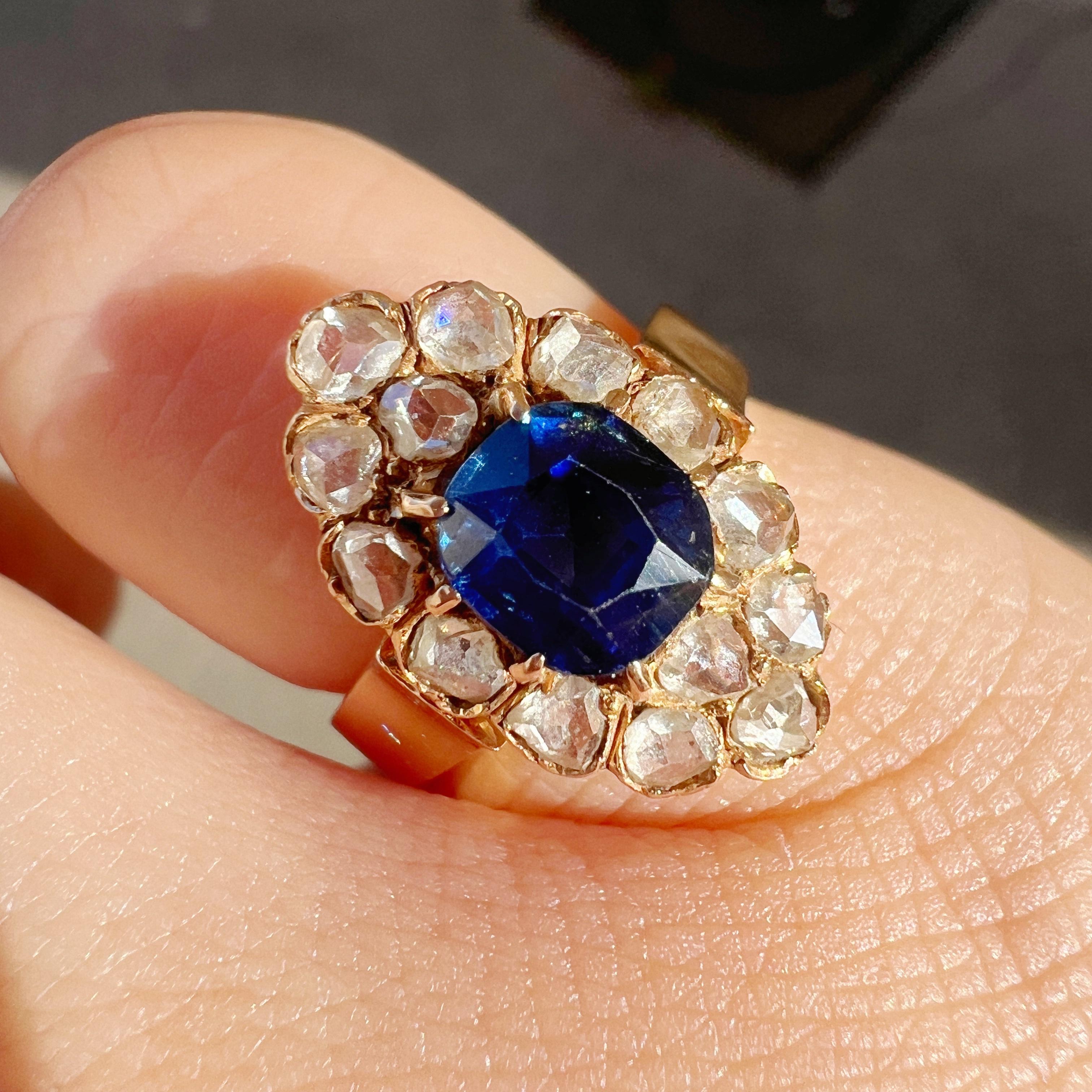 Antique certified natural unheated blue sapphire diamond ring In Good Condition In Versailles, FR