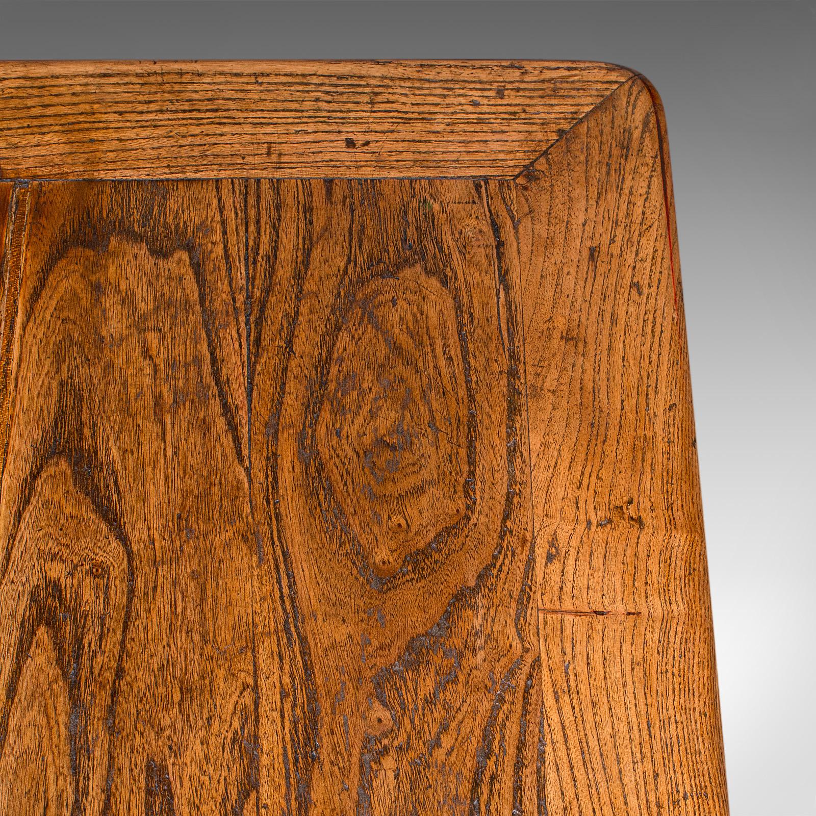 Orme Table Chabudai japonaise ancienne, en orme, thé, agenouillée, Meiji, victorienne, vers 1900 en vente