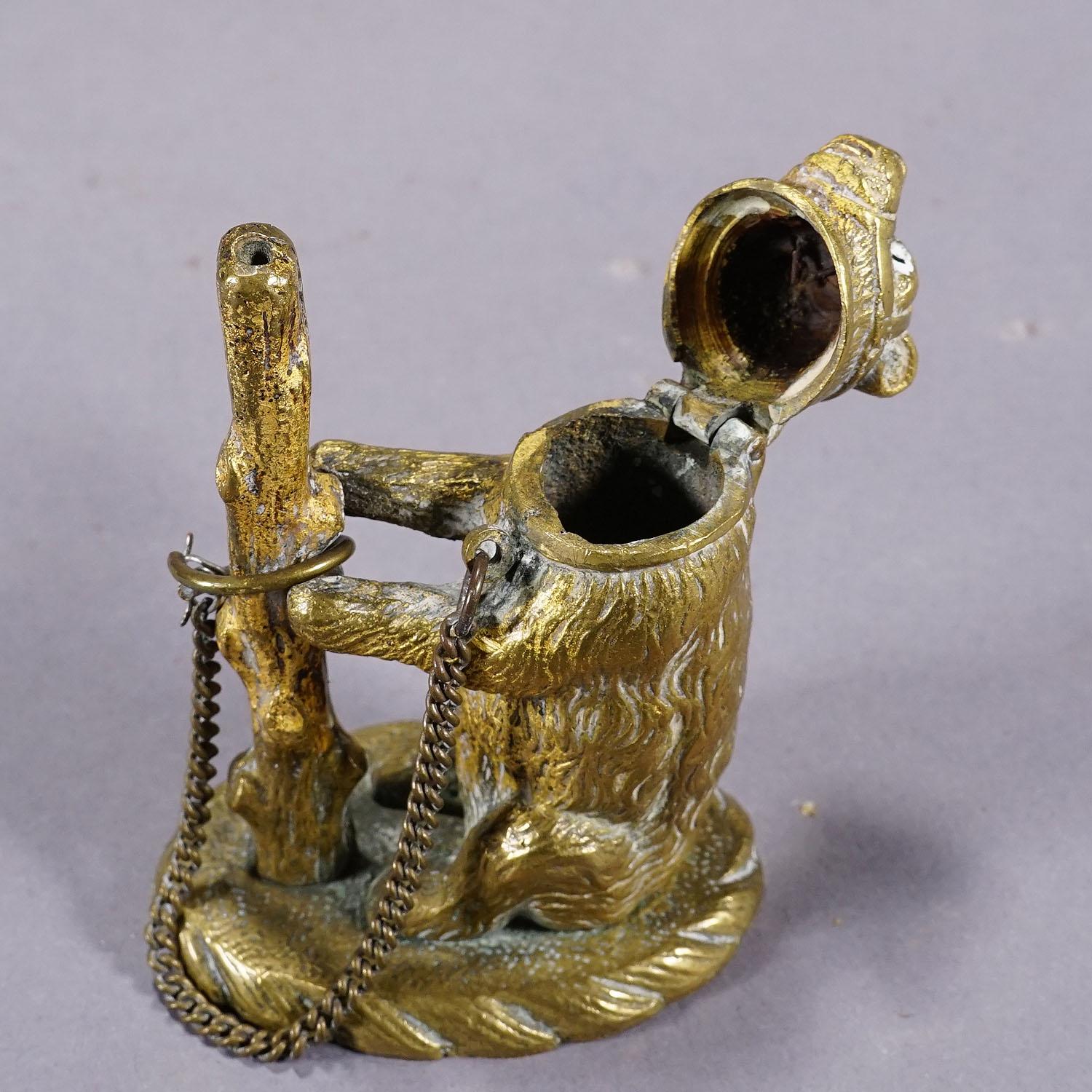 Antique Chained Bear Pillbox Made of Brass For Sale 1