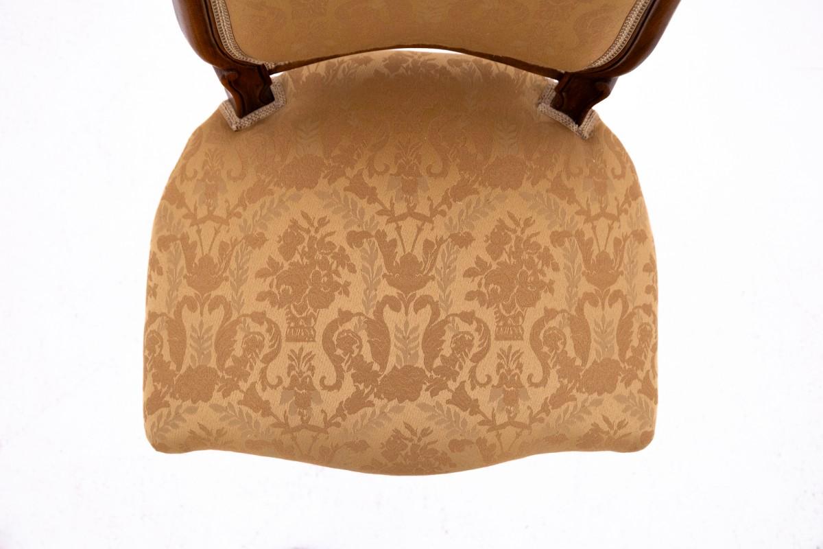 Walnut Antique chair, France, late 19th century. After renovation For Sale