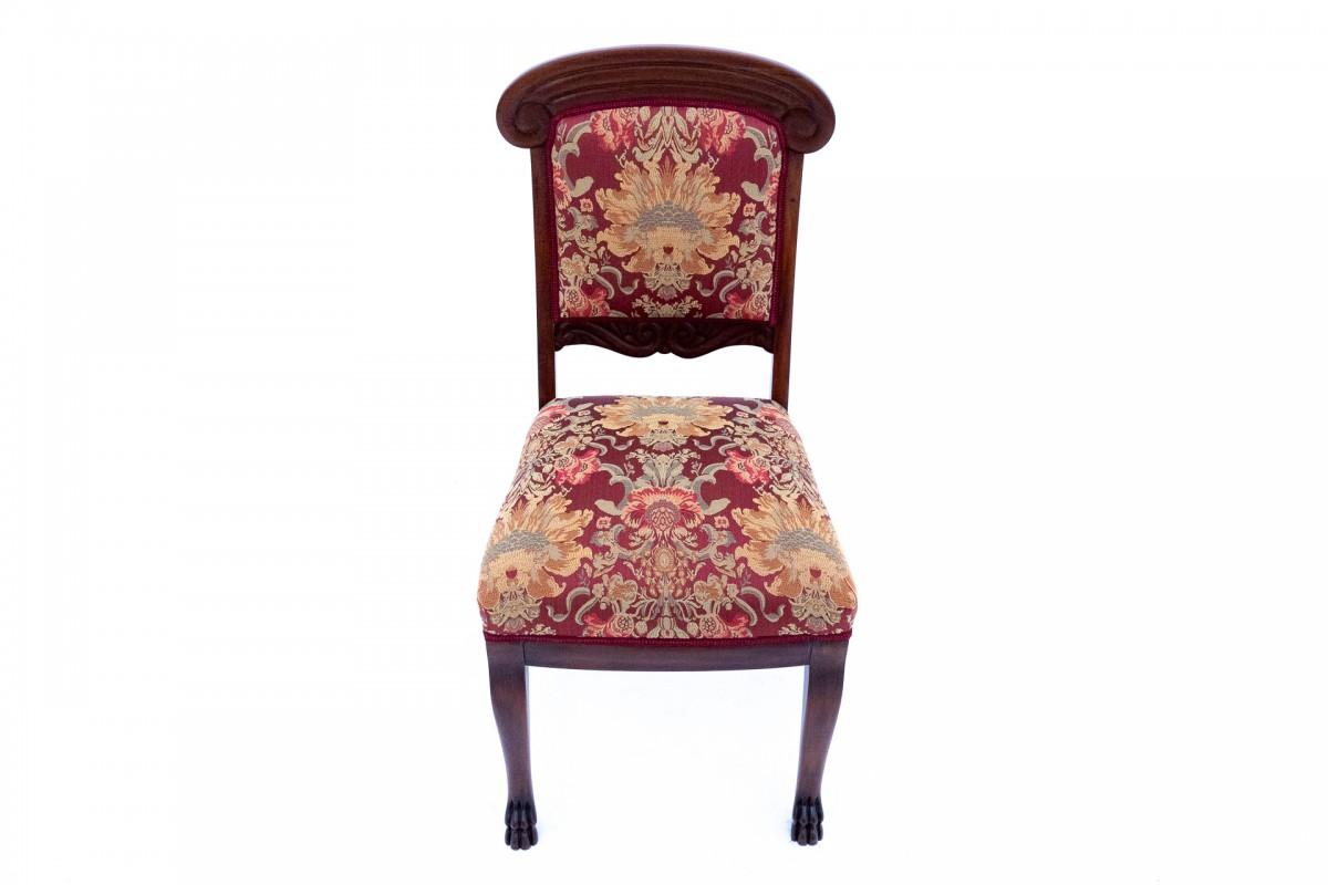 Antique chair from the end of the 19th century, Northern Europe.

The furniture is in very good condition, after professional renovation. The seat and backrest are covered with new fabric.

Dimensions: height 96 cm / seat height. 45 cm / width 47 cm