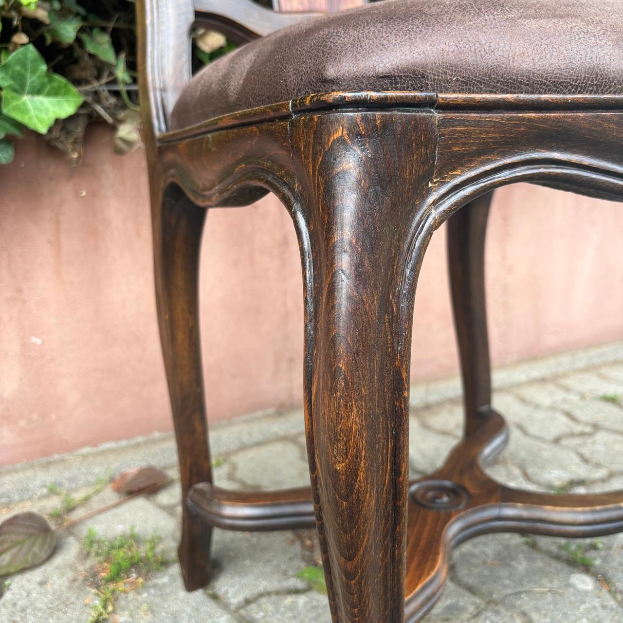 Antique chairs  6 pieces  solid oak & reupholstered leather For Sale 3