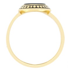 Antique Chalcedony Mourning Ring, hallmarked 1914