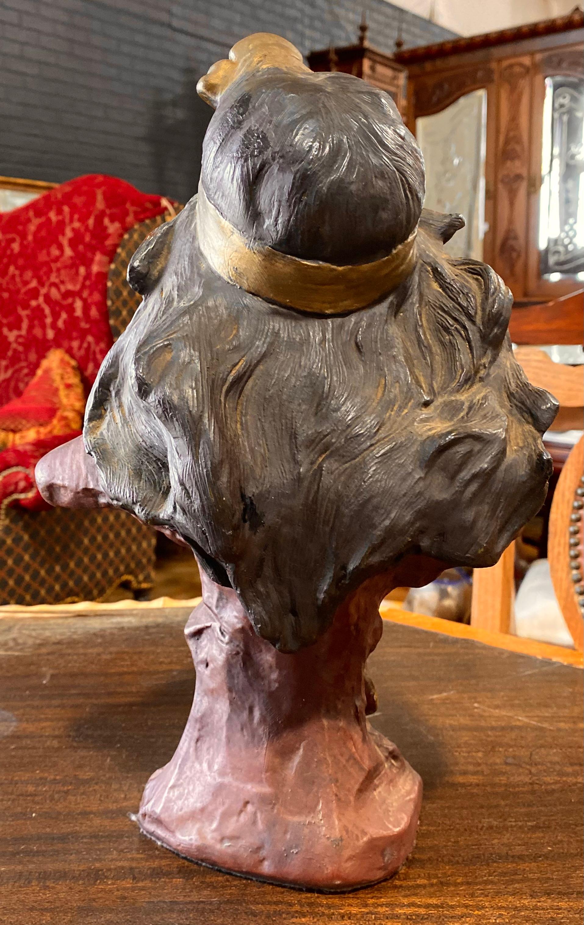 Antique buste de Cléopâtre avec bande de tête et assise Bon état - En vente à New Orleans, LA