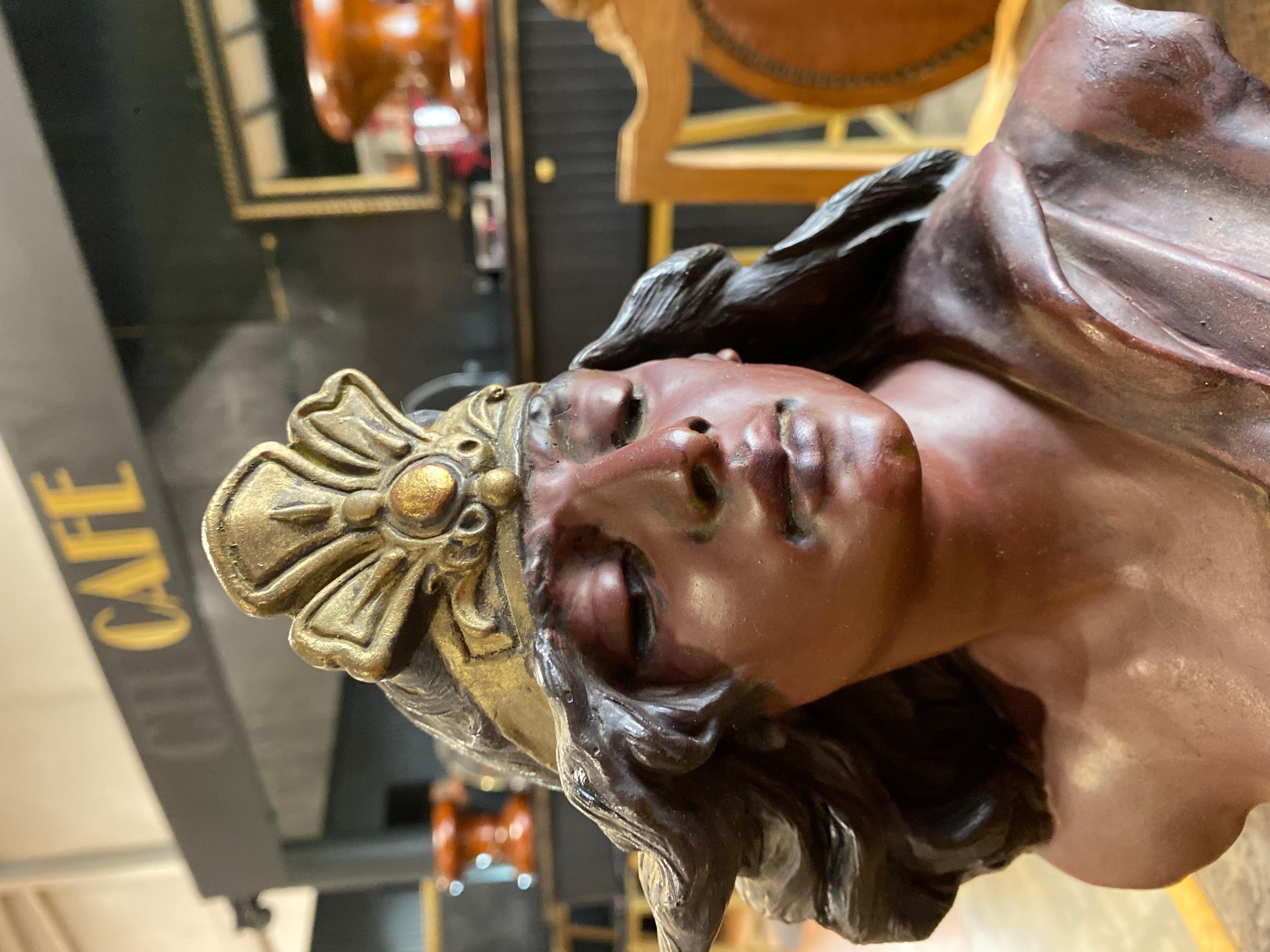 Plâtre Antique buste de Cléopâtre avec bande de tête et assise en vente