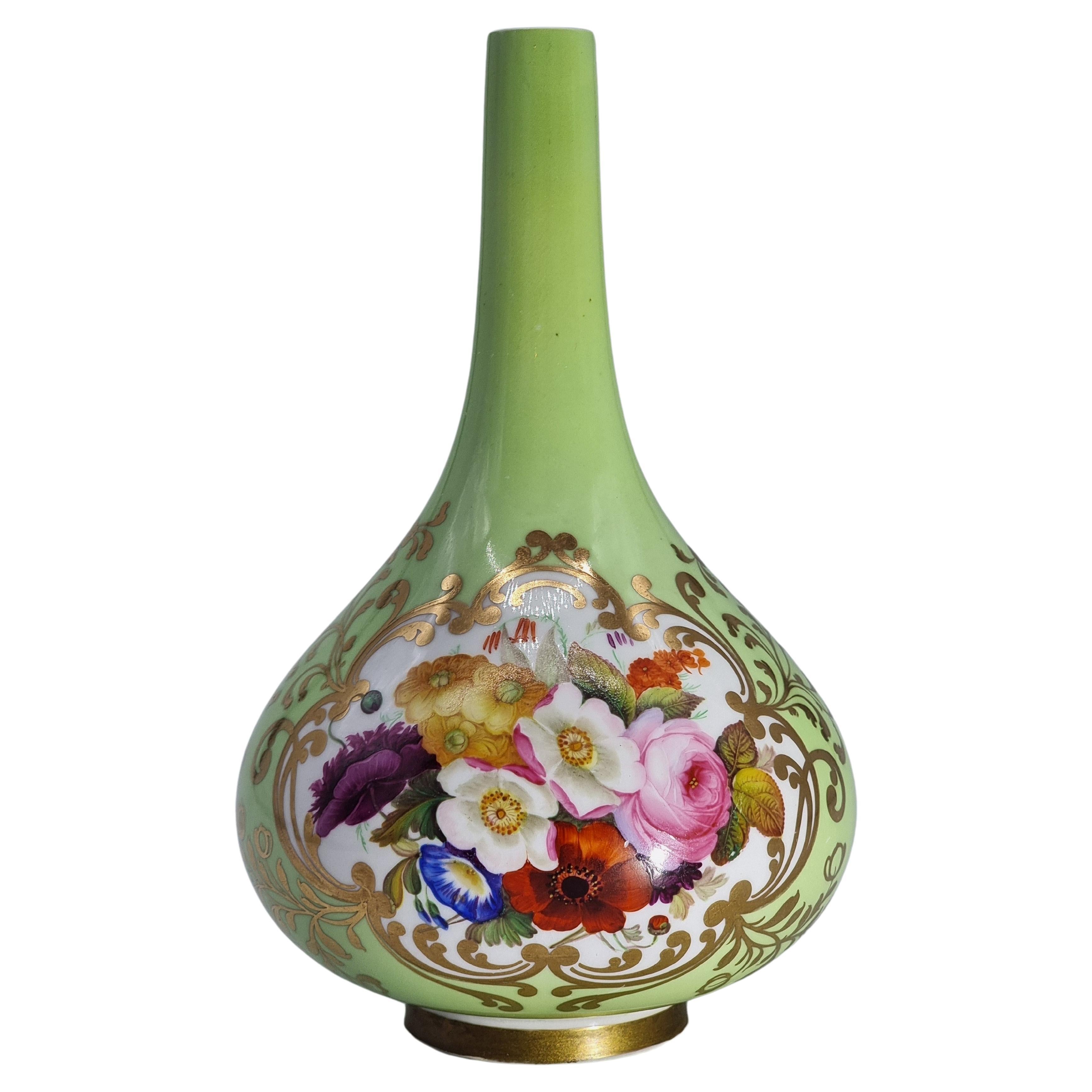 Antike Chamberlain and Co. Handbemalte Worcester-Vase mit Blumenmotiven, um 1830 im Angebot