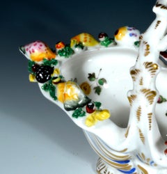 Antique Chamberlain's Worcester Porcelain Botanical Basket with Sea Shell Border