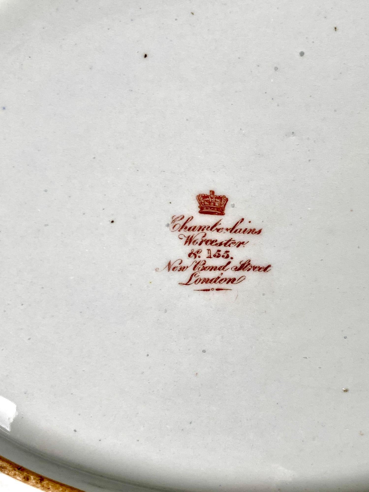 Antiguo Plato de Porcelana Chamberlains Worcester de Estilo Kakiemon Inglaterra Ca. 1810 en venta 2
