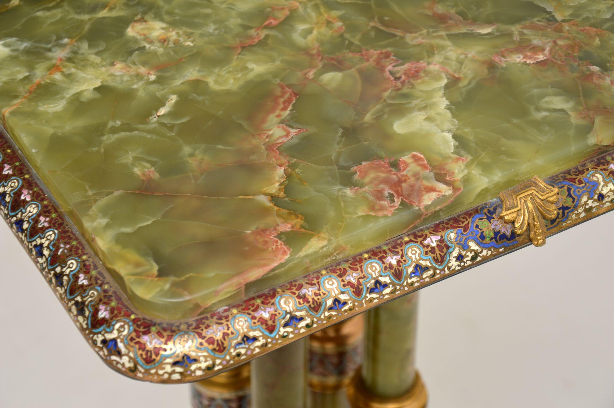 Antique Champlevé and Cloisonné Enamel Mounted Git Bronze Onyx Table Stand In Good Condition In London, GB