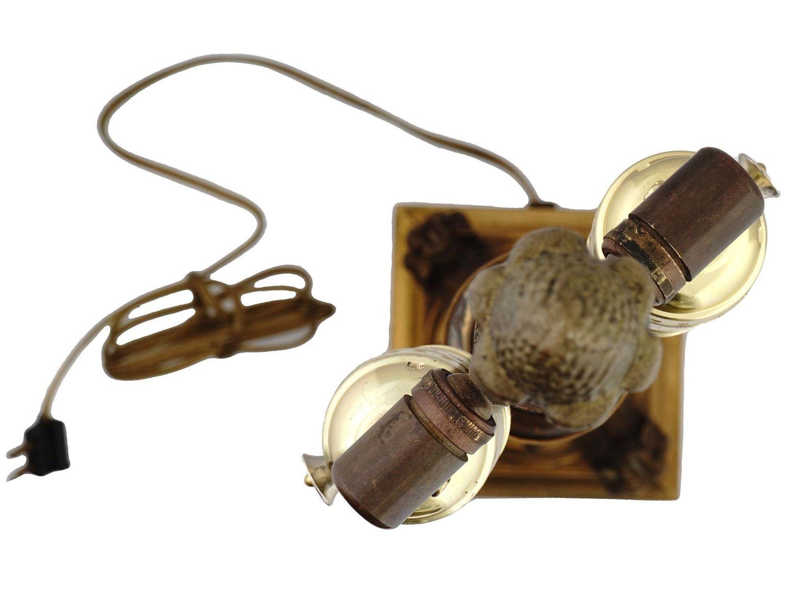 Antike Champleve-Tischlampe aus emaillierter Bronze, Caldwell zugeschrieben  (amerikanisch) im Angebot