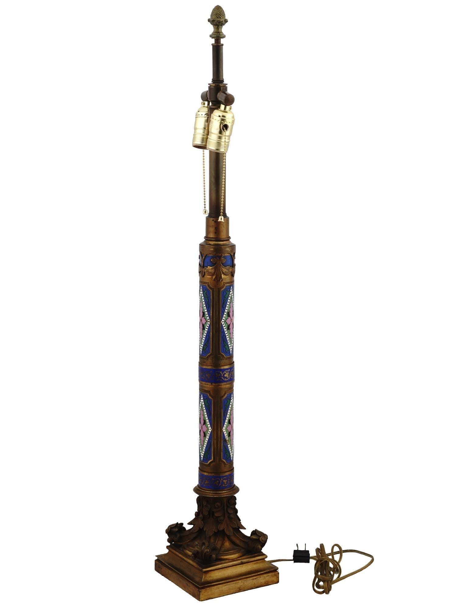 Antike Champleve-Tischlampe aus emaillierter Bronze, Caldwell zugeschrieben  (20. Jahrhundert) im Angebot