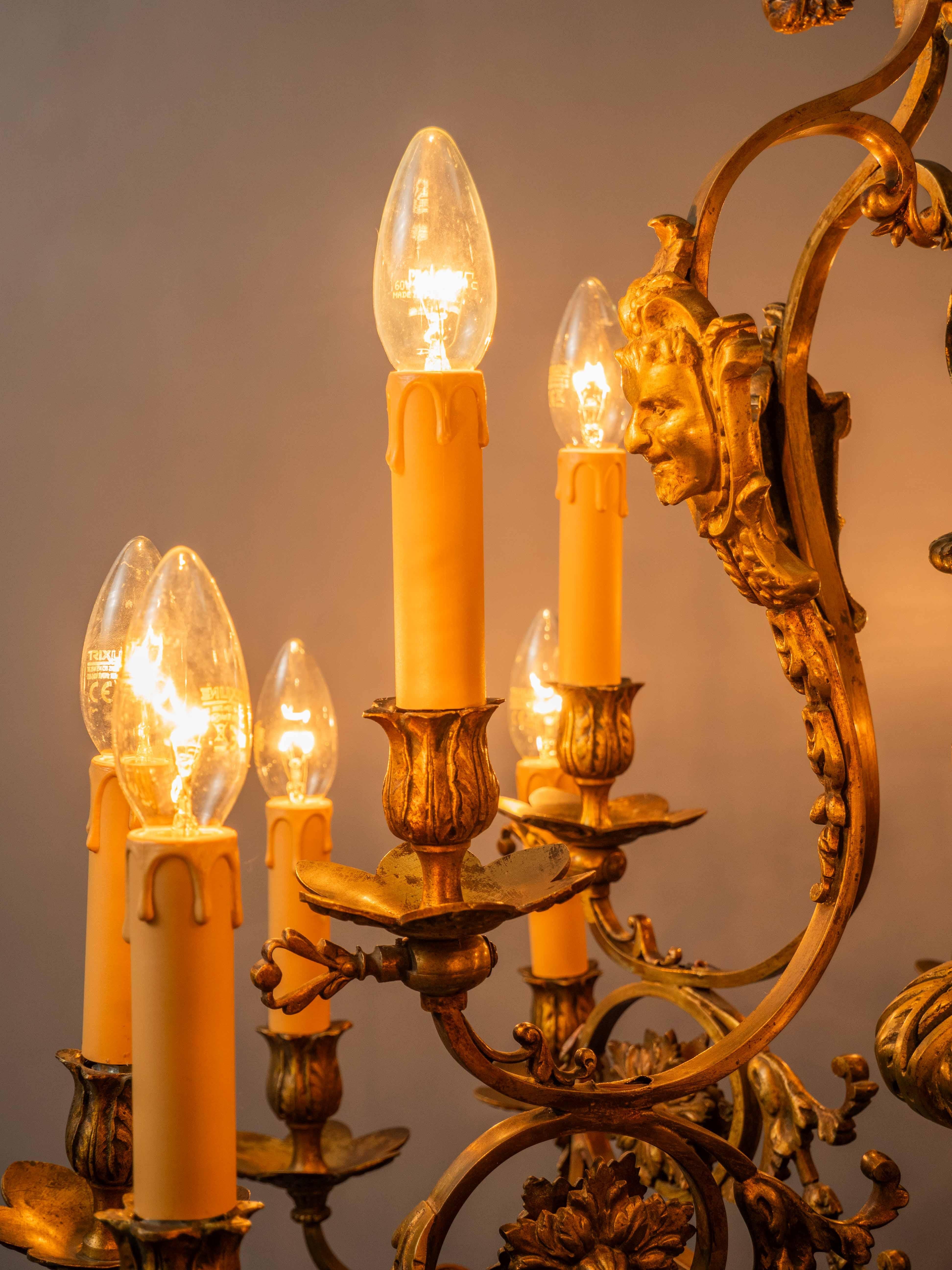 Antique chandelier for 15 bulbs For Sale 4
