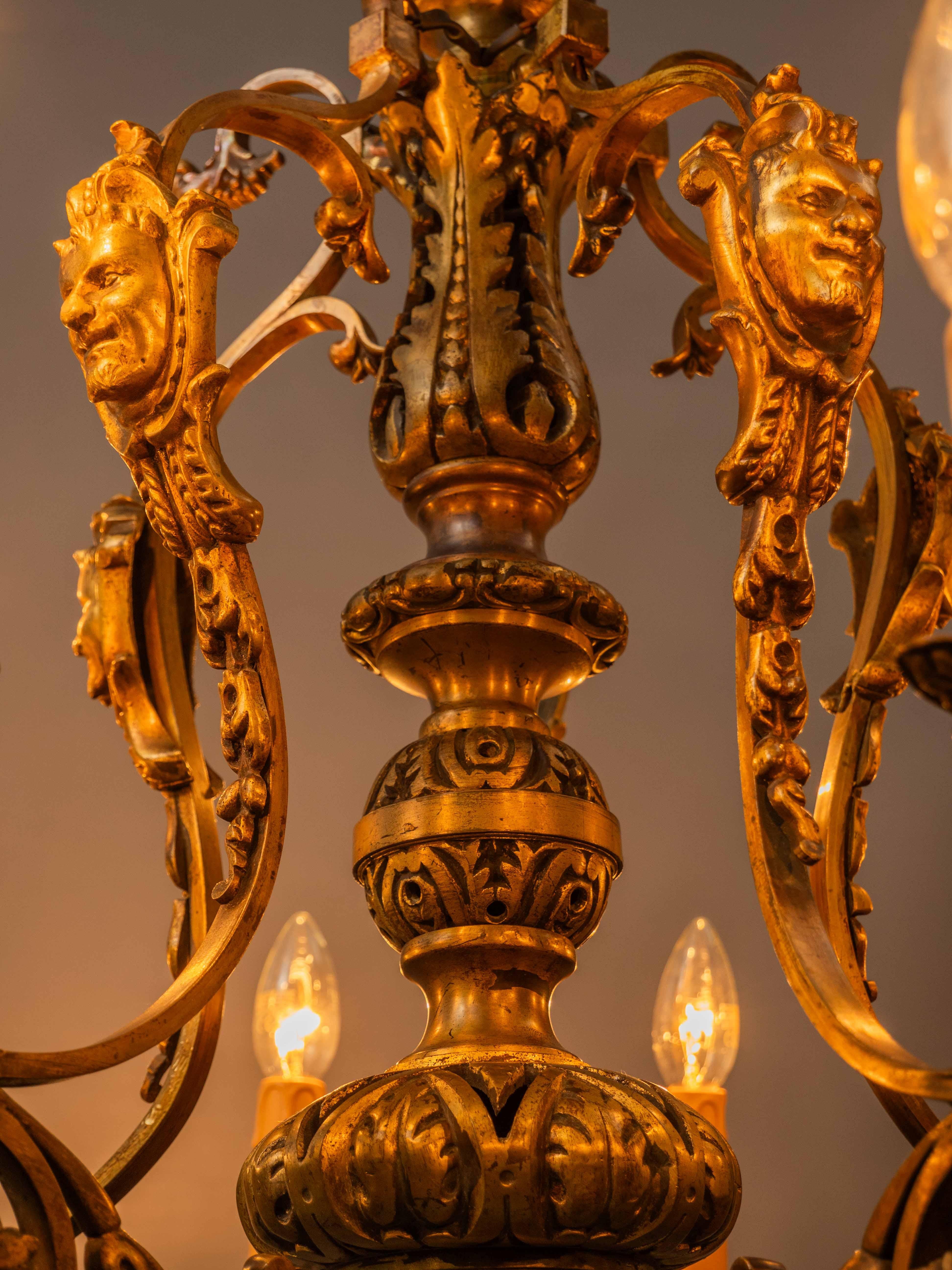 Antique chandelier for 15 bulbs For Sale 5