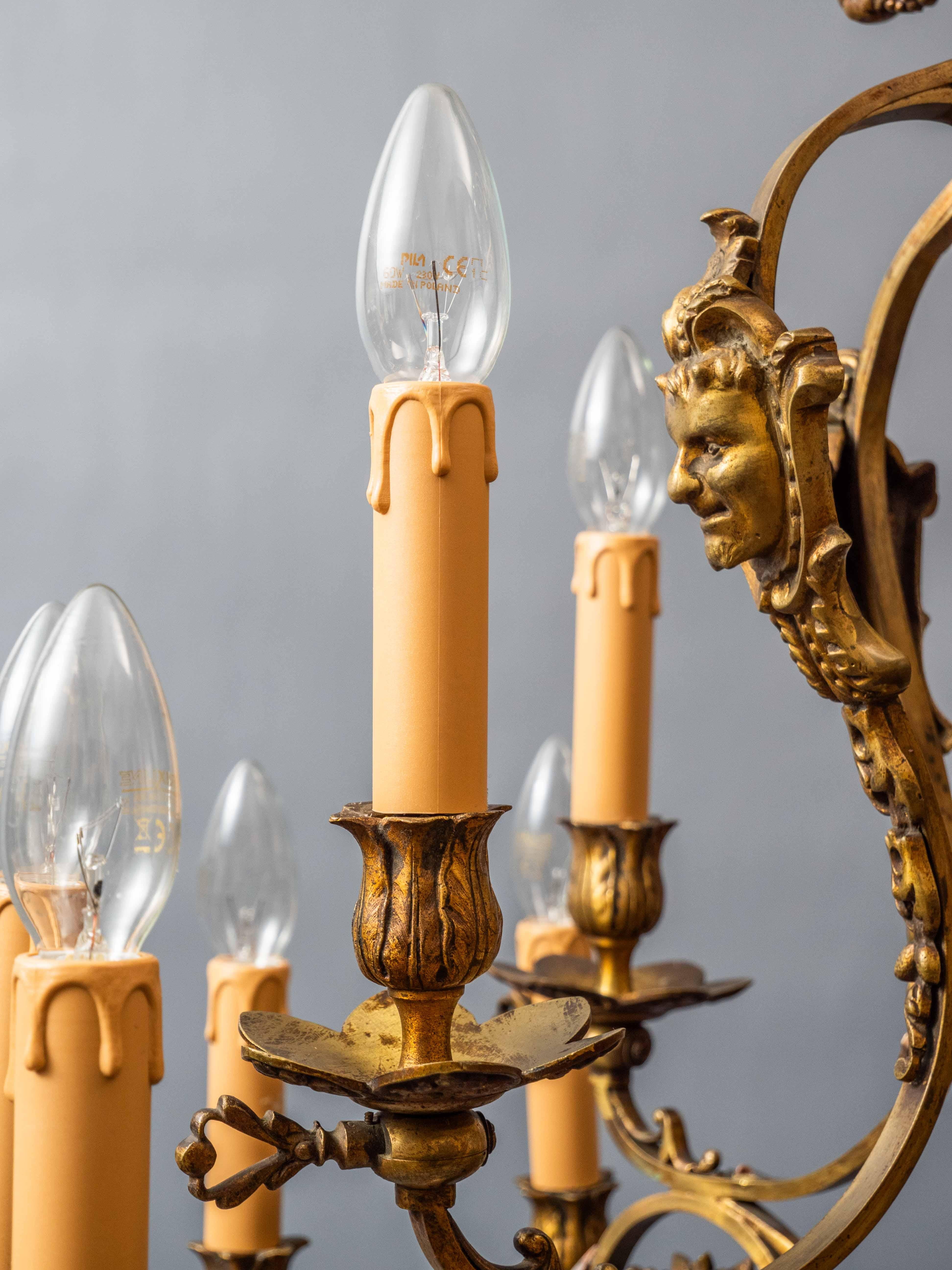Antique chandelier for 15 bulbs For Sale 1