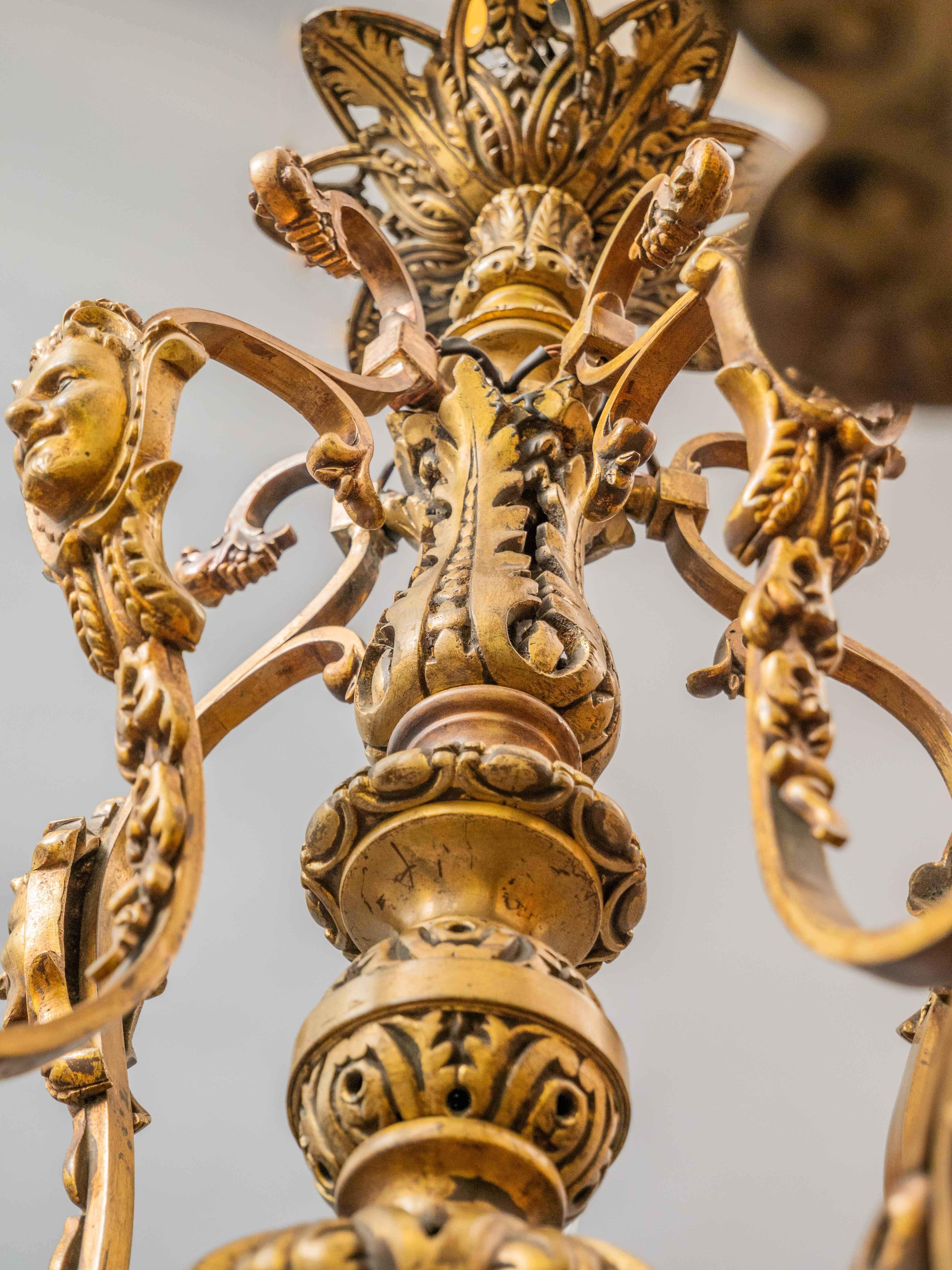 Antique chandelier for 15 bulbs For Sale 3