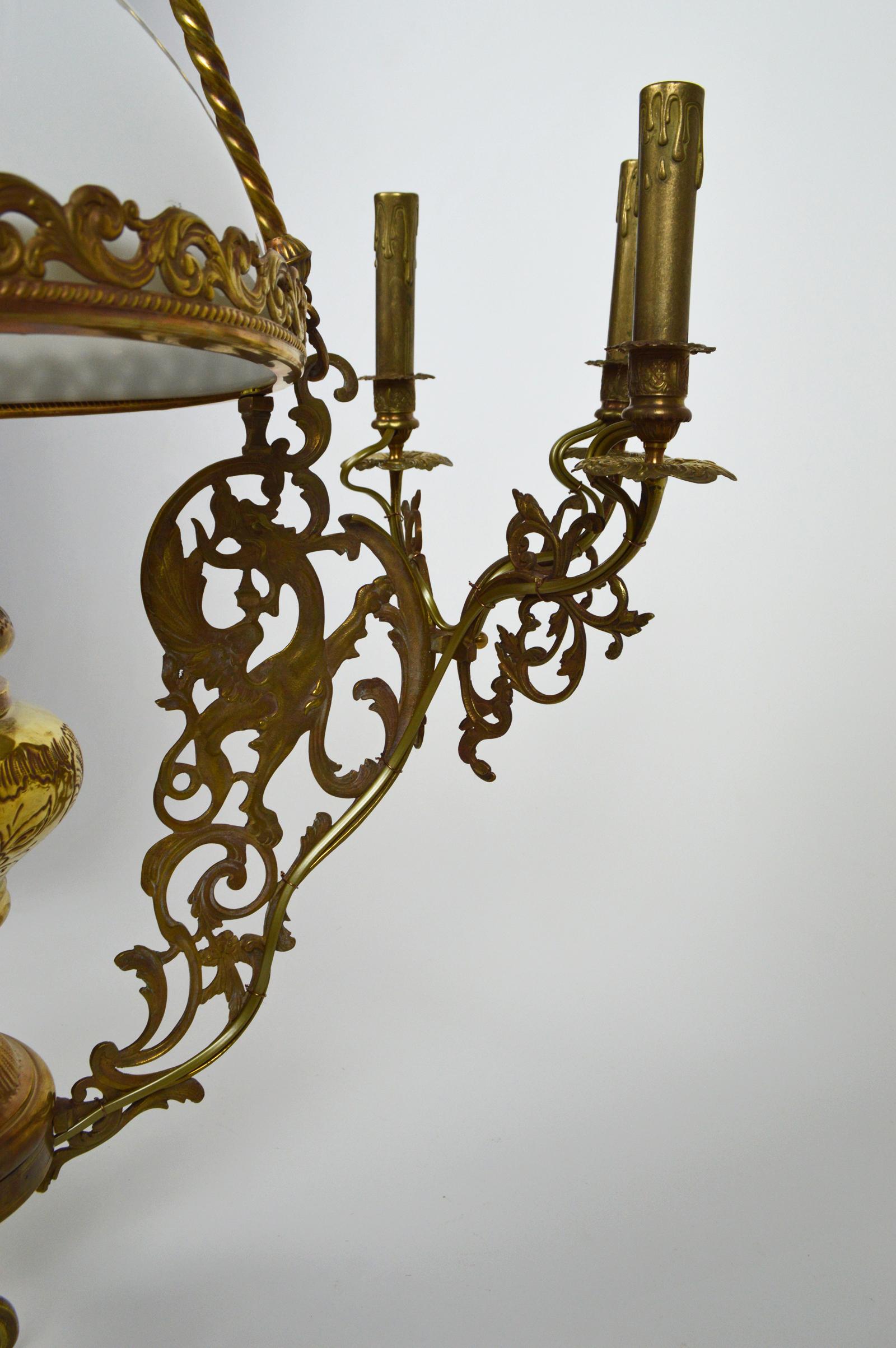 Antique Chandelier with Dragons / Chimeras, in Bronze and Brass, circa 1890 For Sale 2