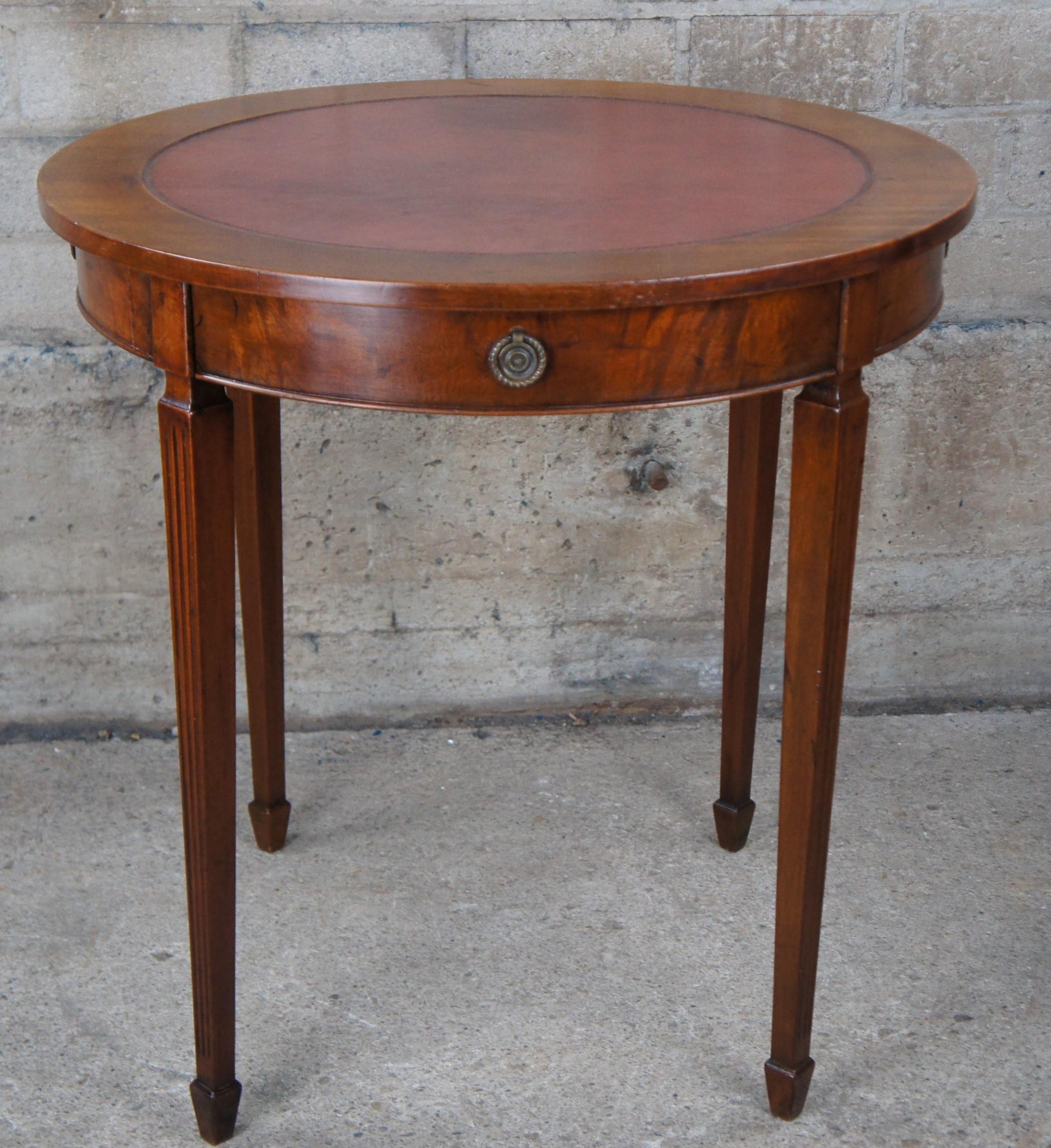 Antique Charak Sheraton Style Round Flame Mahogany Leather Top Side Accent Table In Good Condition For Sale In Dayton, OH