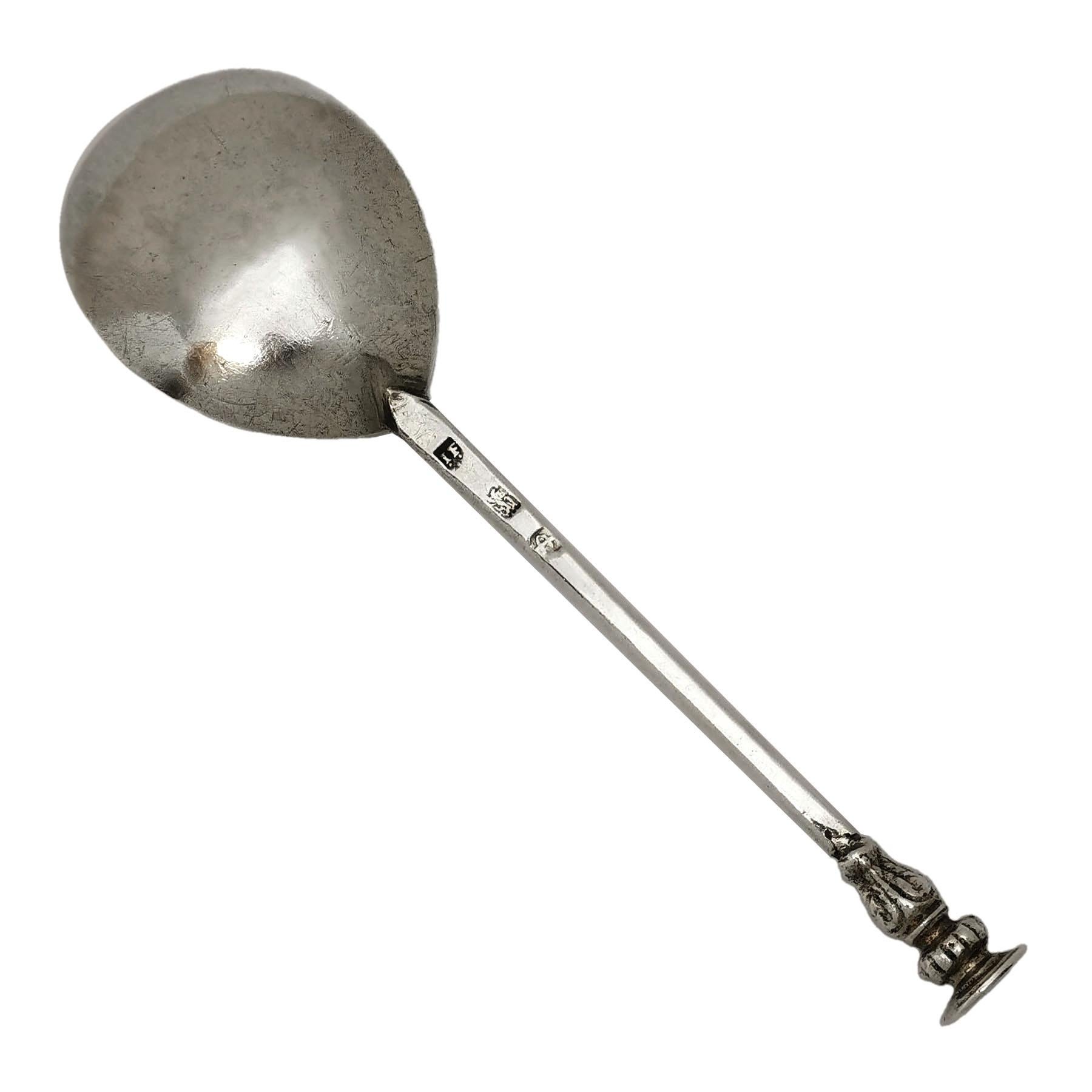 Antique Charles I Silver Seal Topped Spoon 1642 17th Century Early English In Good Condition In London, GB