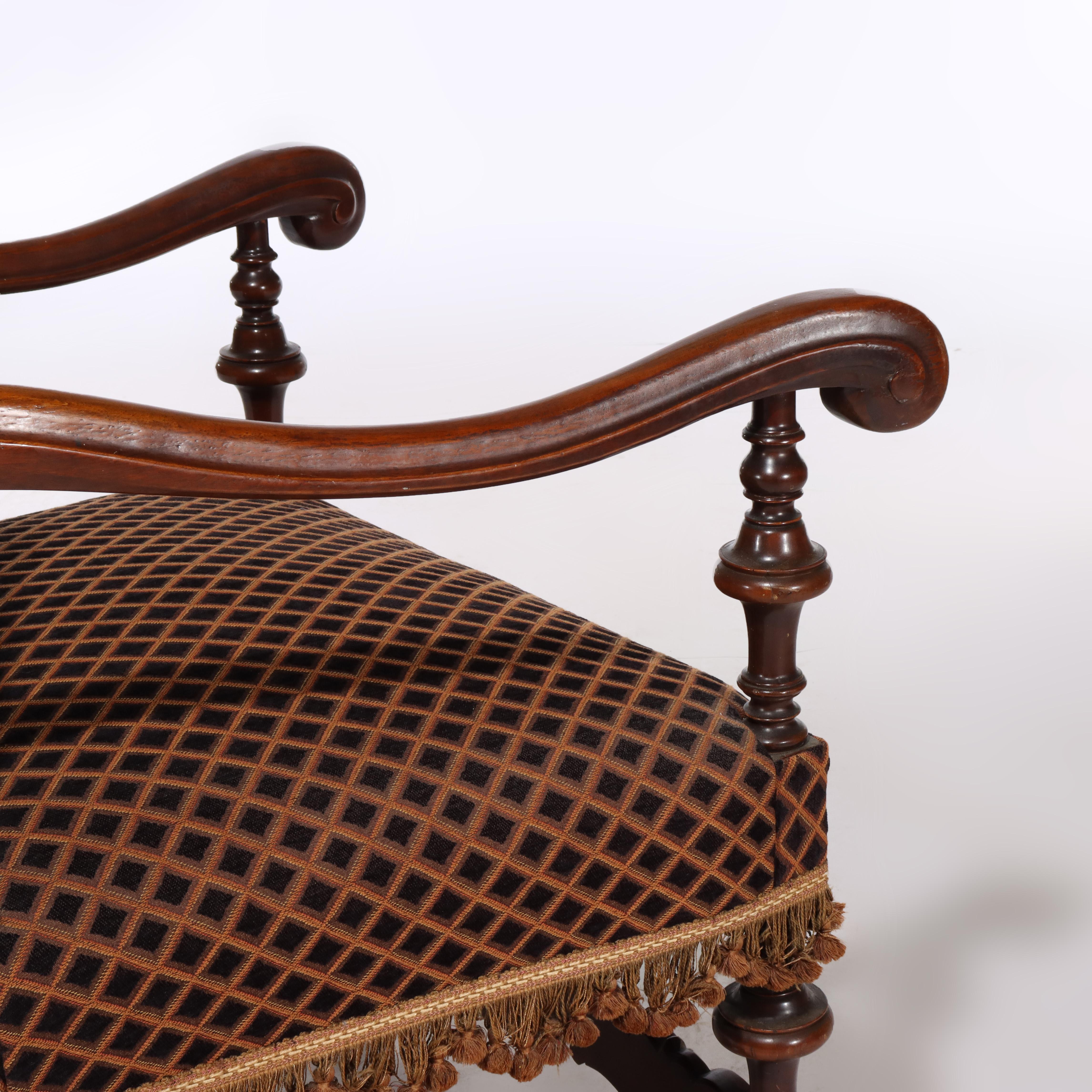 Antiguo Sillón de Trono Carlos II de Caoba Tallada y Tapiz Escénico c1890 en venta 4