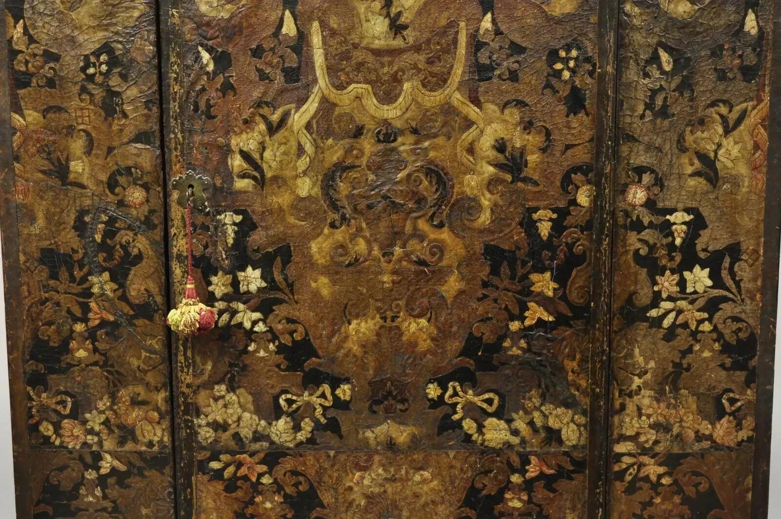 Antico Charles II Georgiano, mobile in lacca scolpita con scaglie di giapano, su base In condizioni buone in vendita a Philadelphia, PA