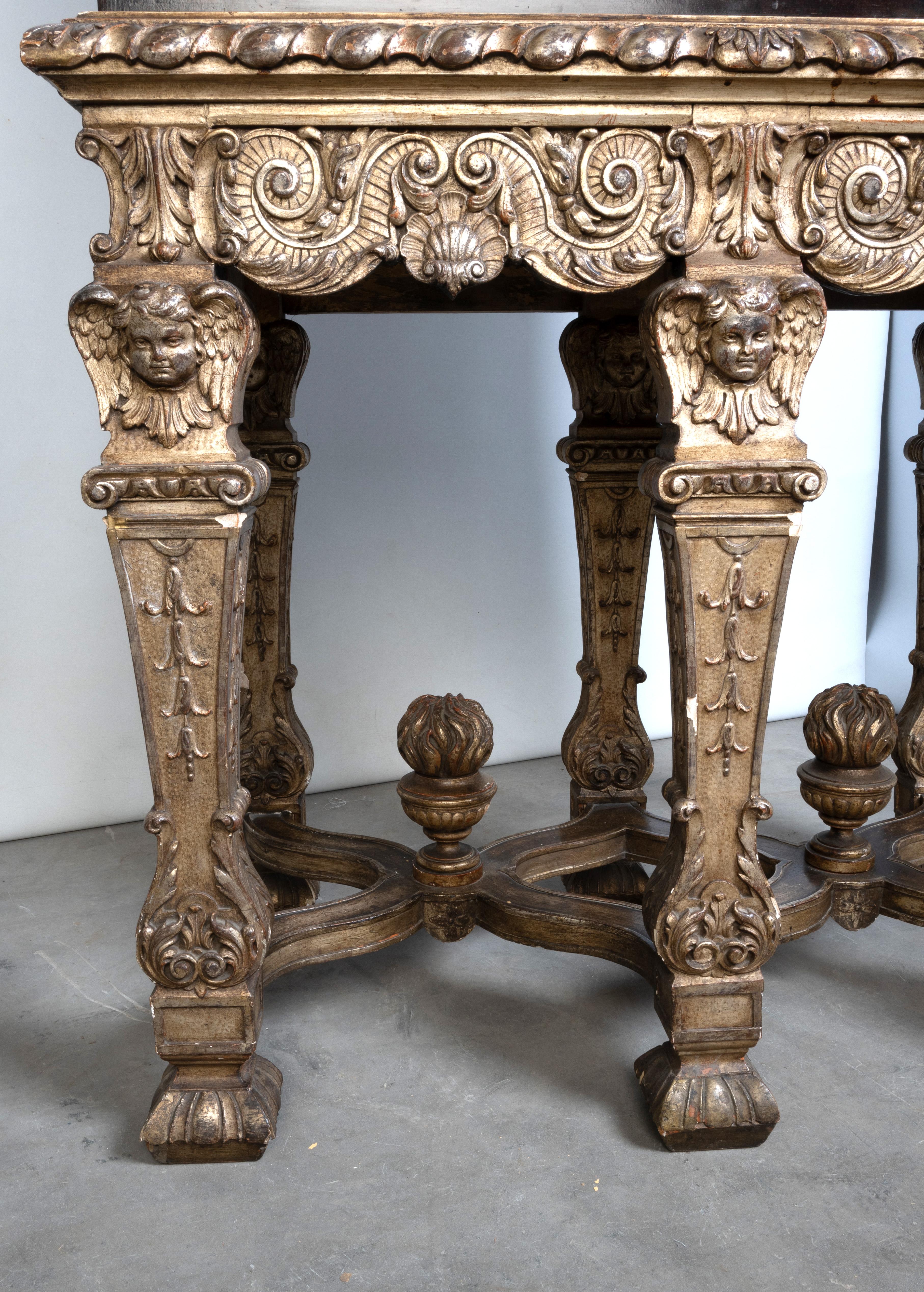 Antico mobile Charles II Revival laccato in policromia su supporto C.C. 1920 in vendita 9